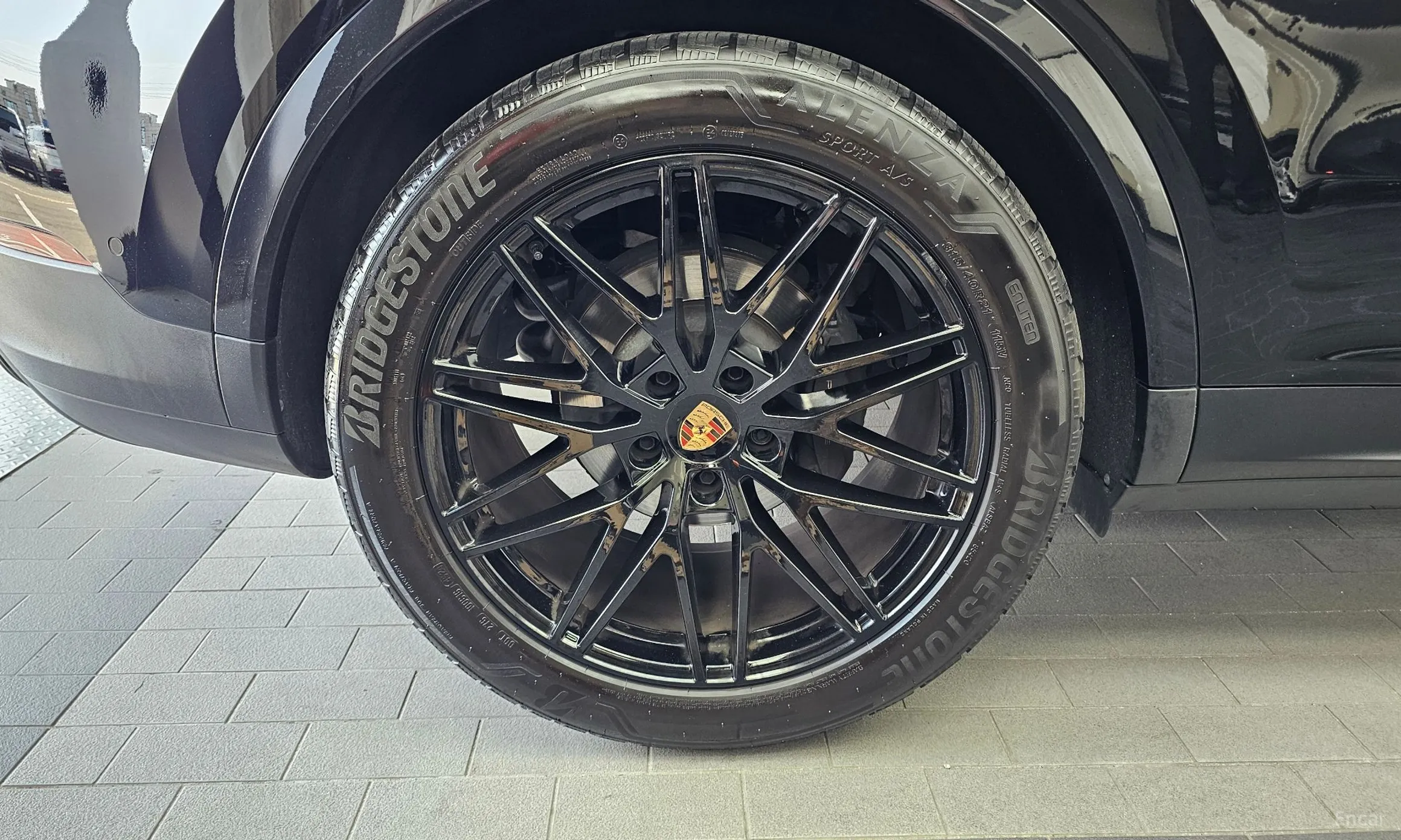 Porsche Cayenne (PO536) превью 5