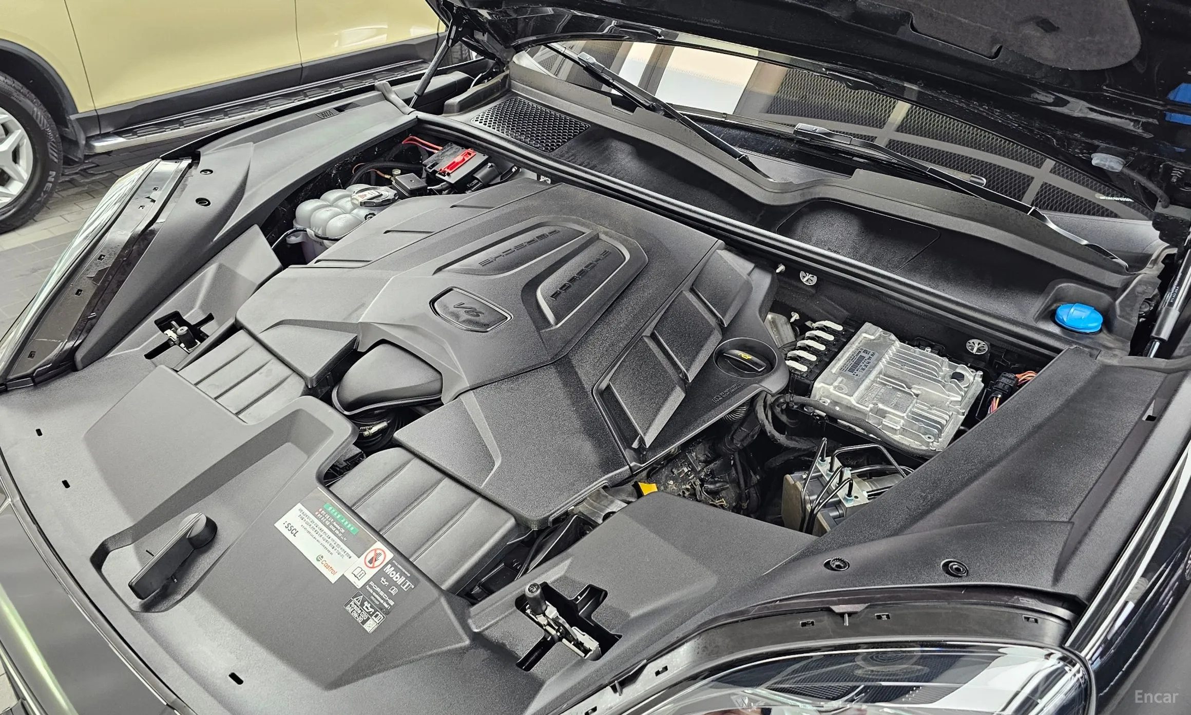 Porsche Cayenne (PO536) превью 6