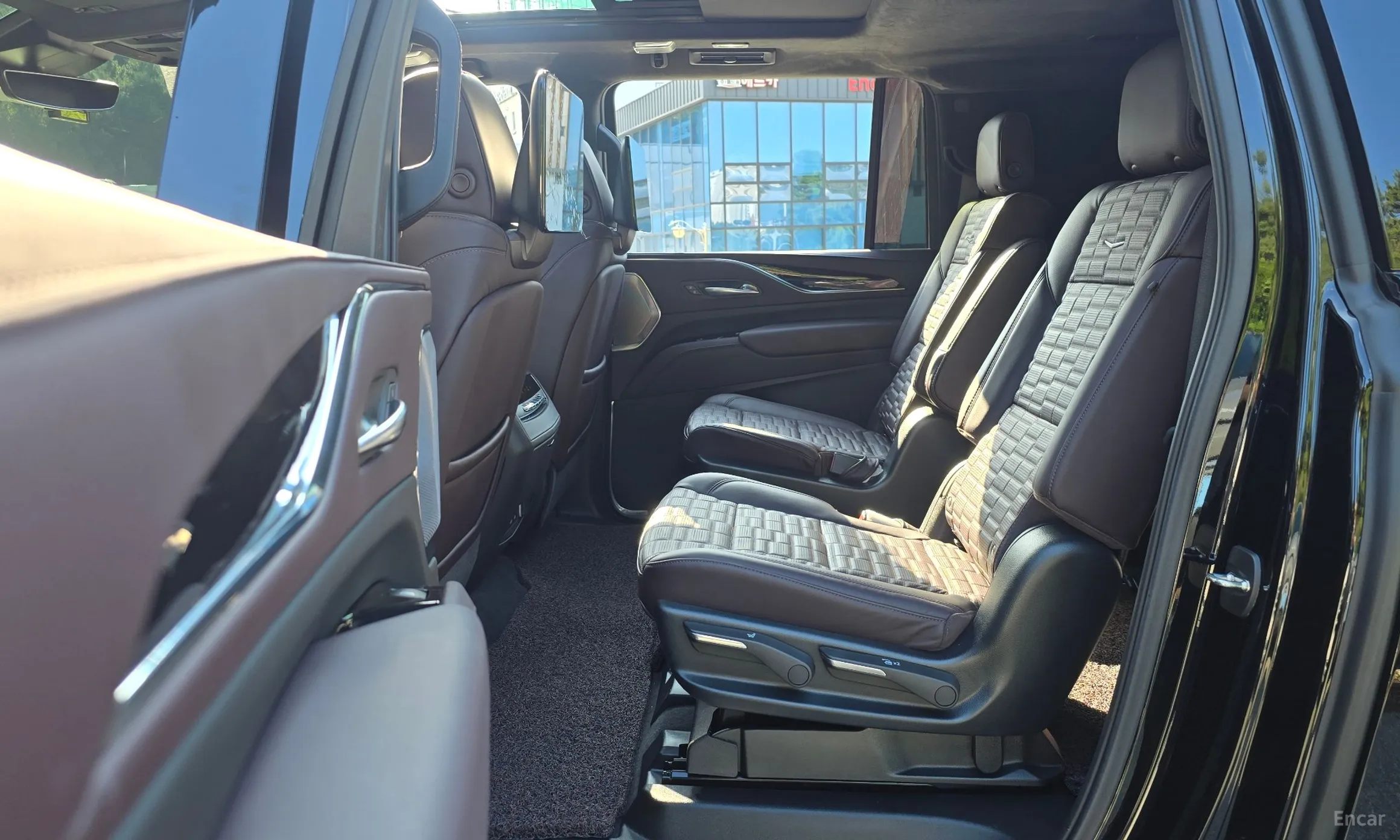 Cadillac Escalade 5th Generation превью 12