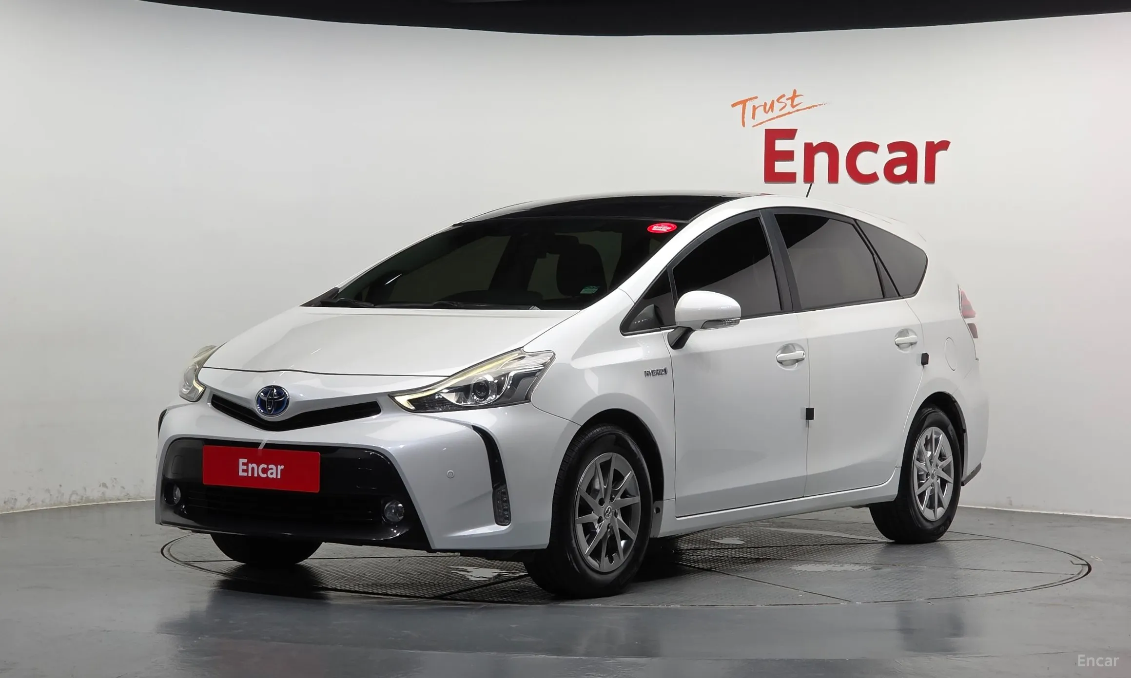 Toyota Prius V