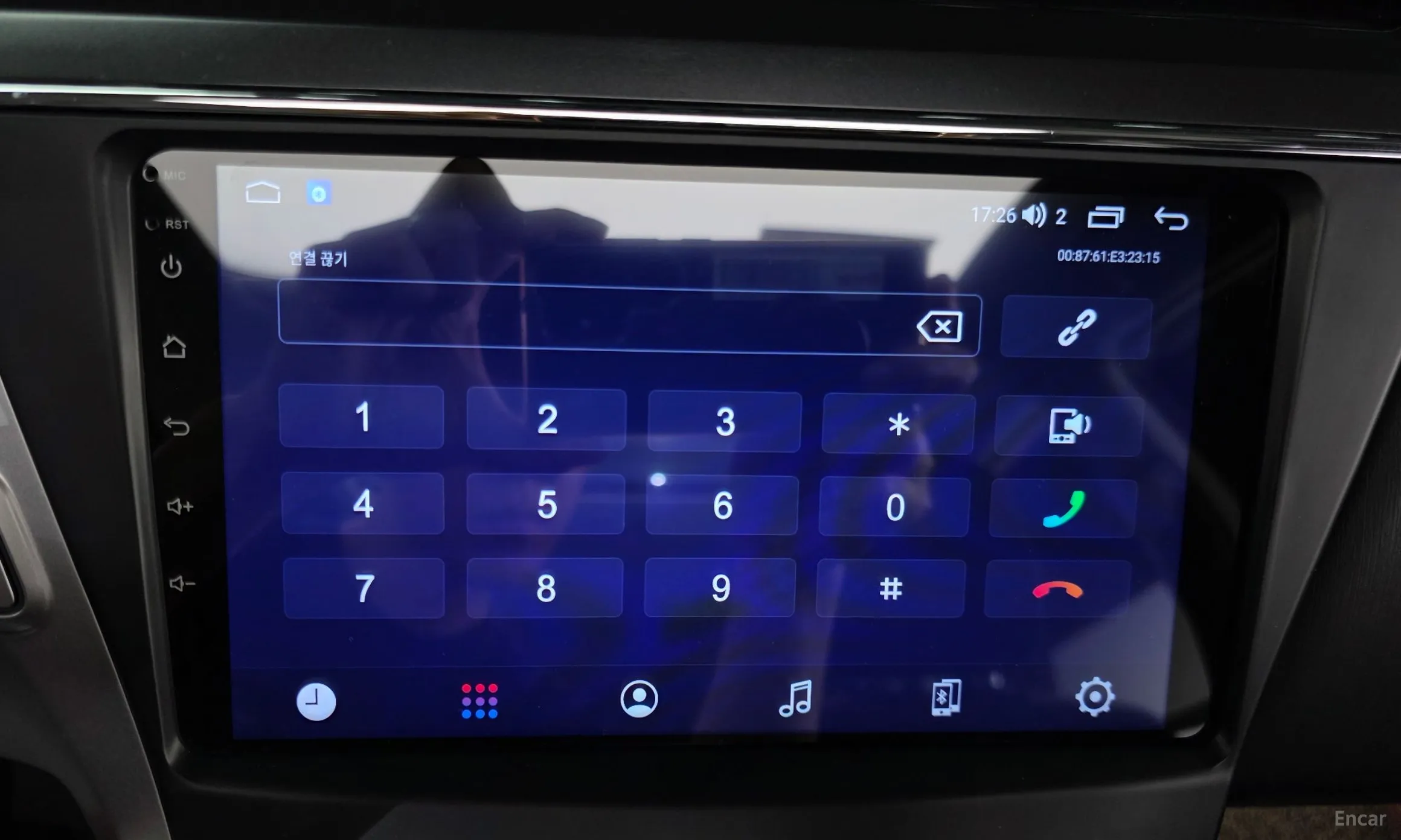 Toyota Prius V превью 16