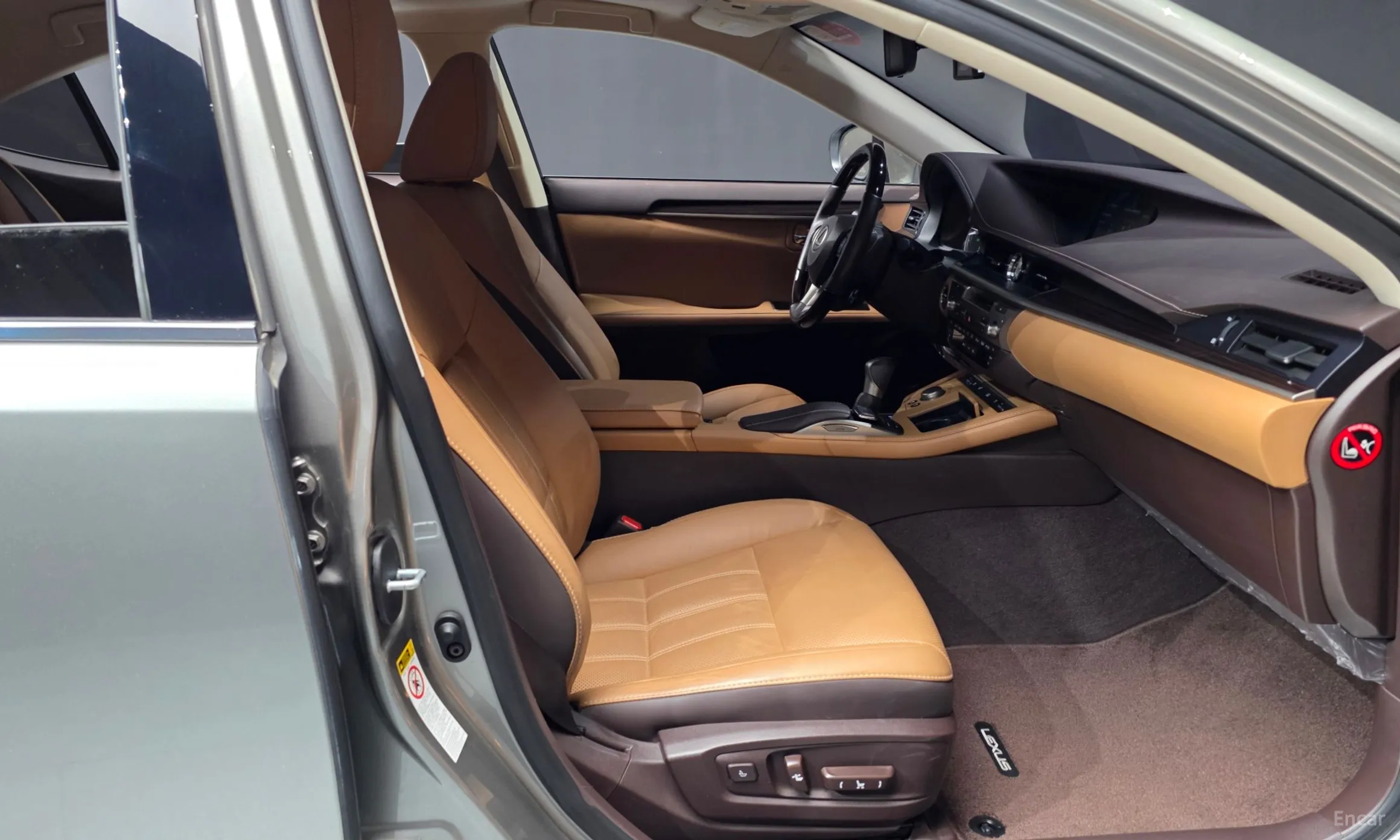 Lexus New ES300h превью 11