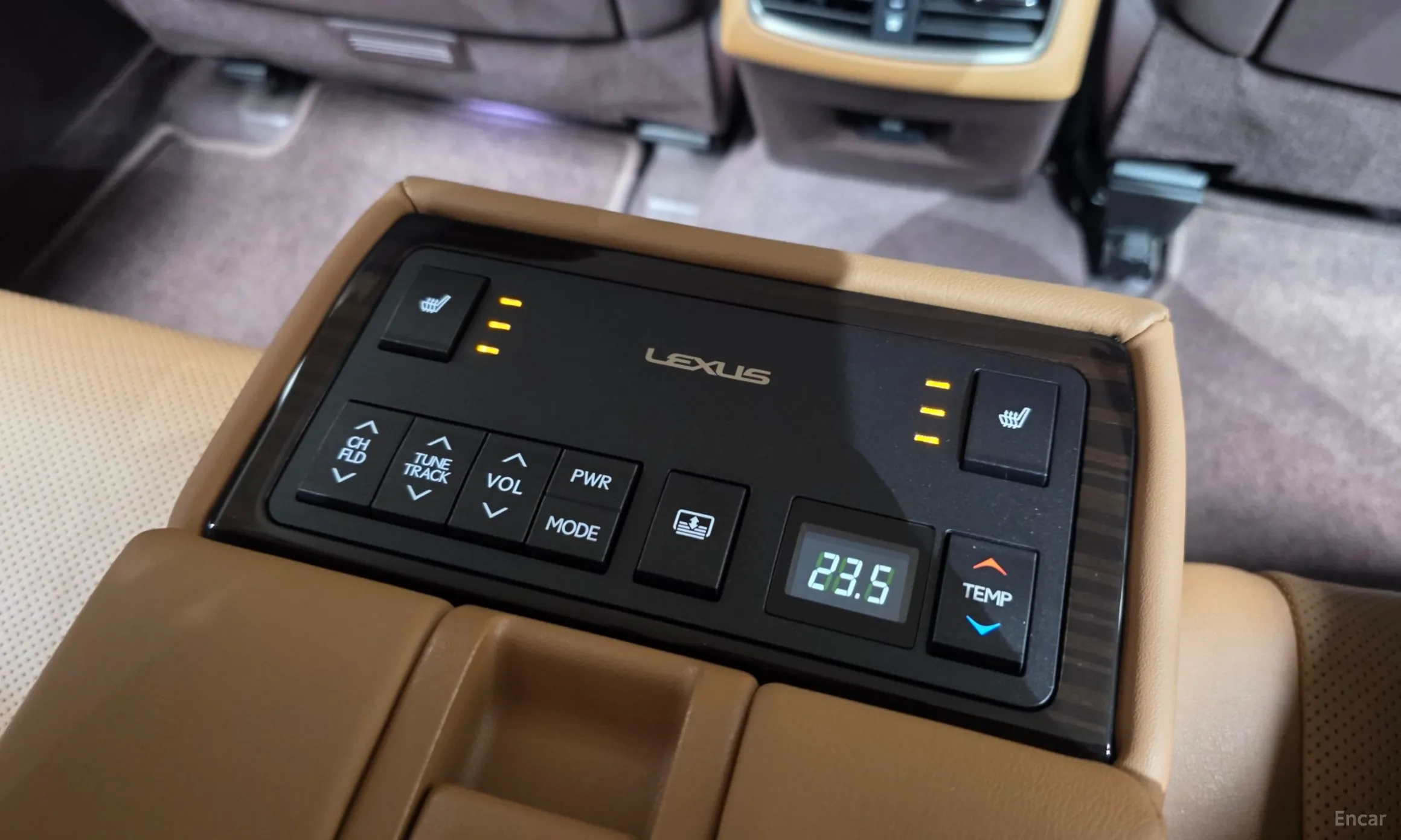 Lexus New ES300h превью 19
