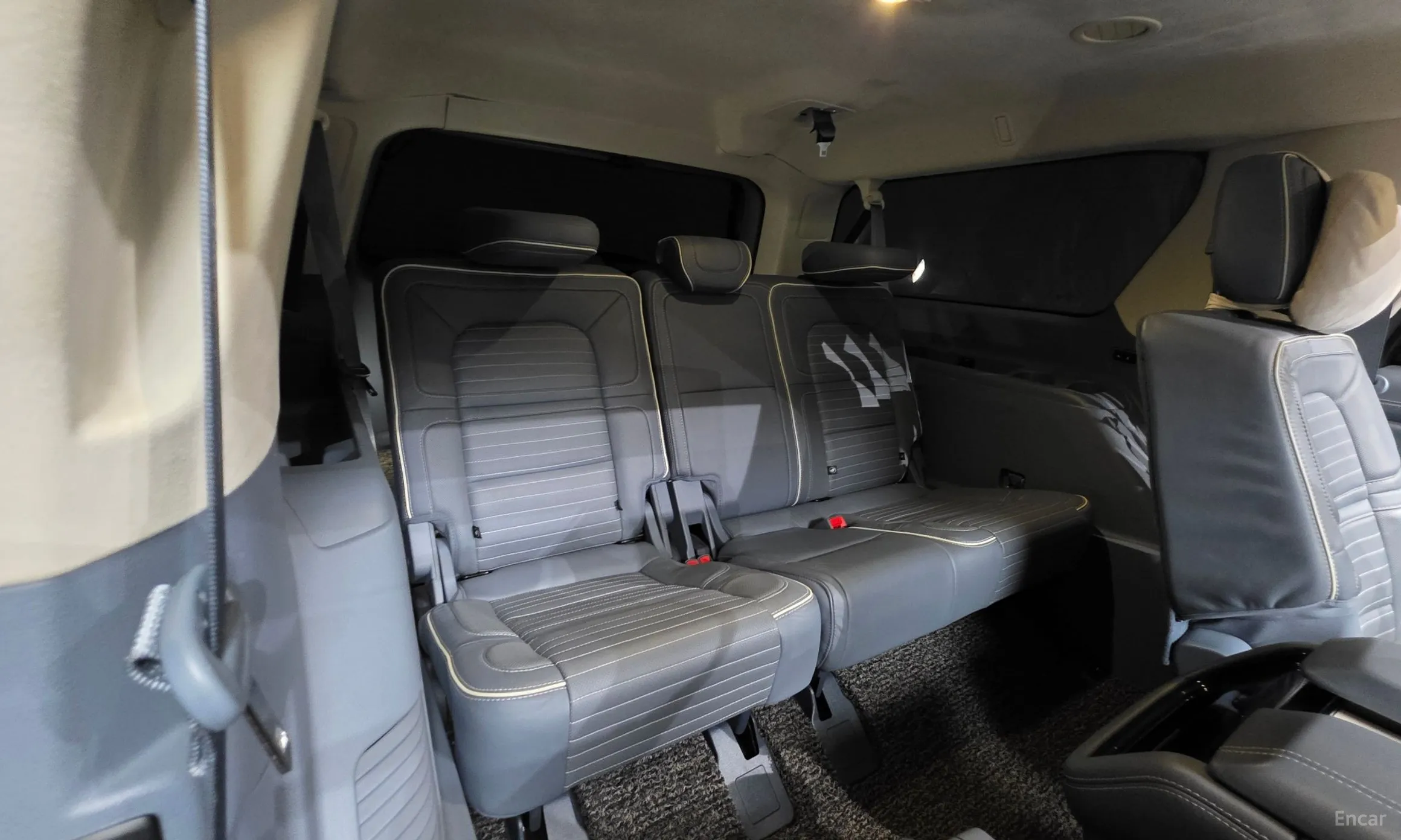 Lincoln Navigator 4th generation превью 11