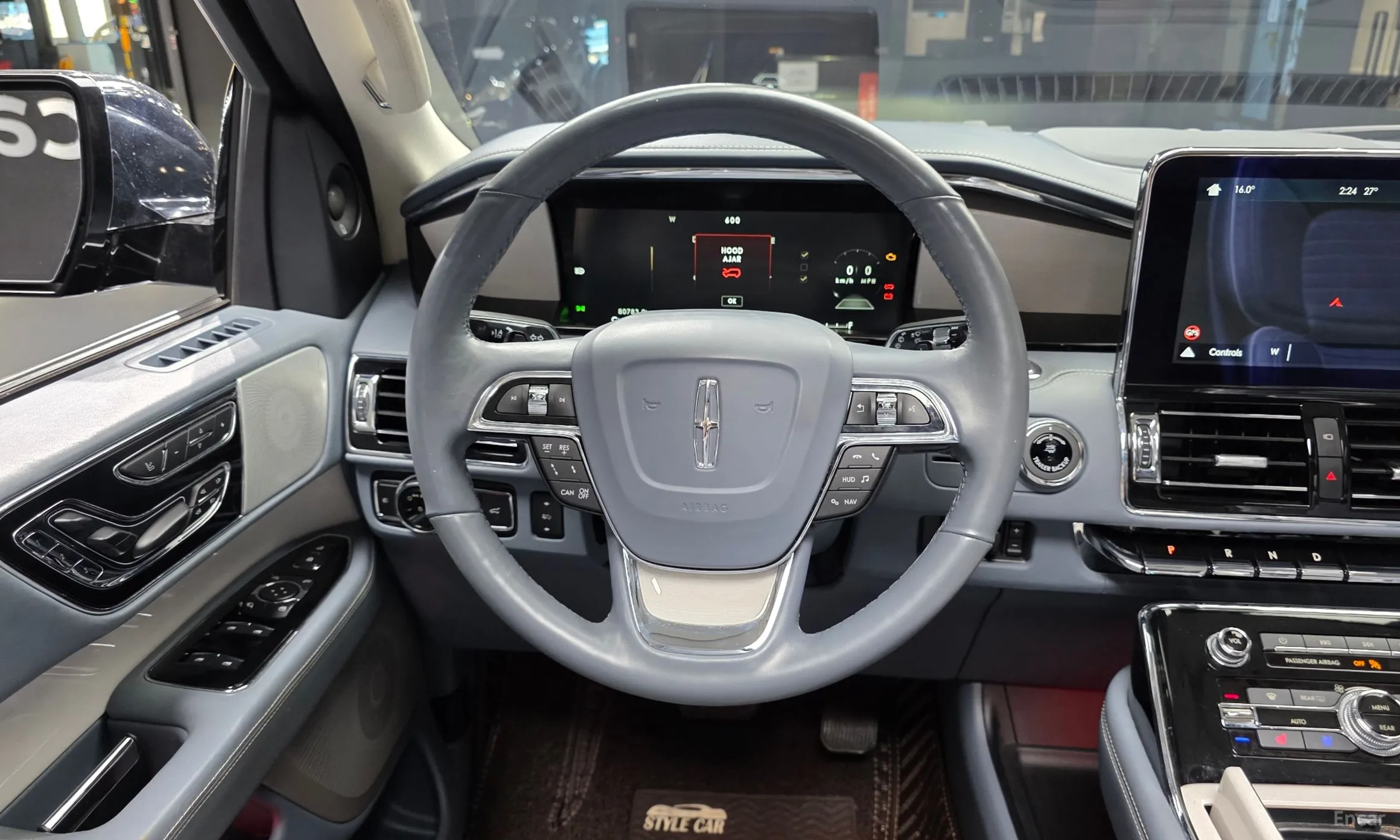 Lincoln Navigator 4th generation превью 15