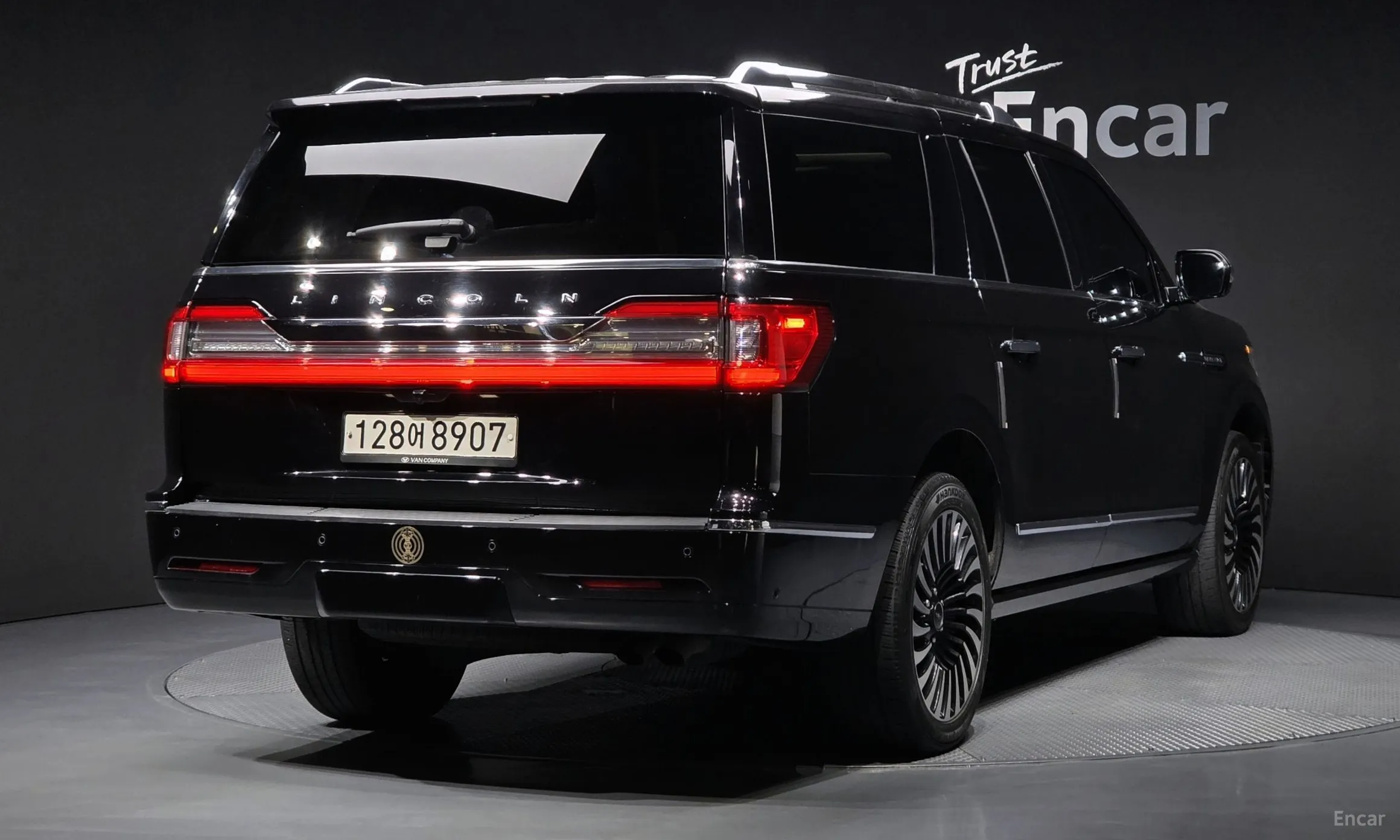 Lincoln Navigator 4th generation