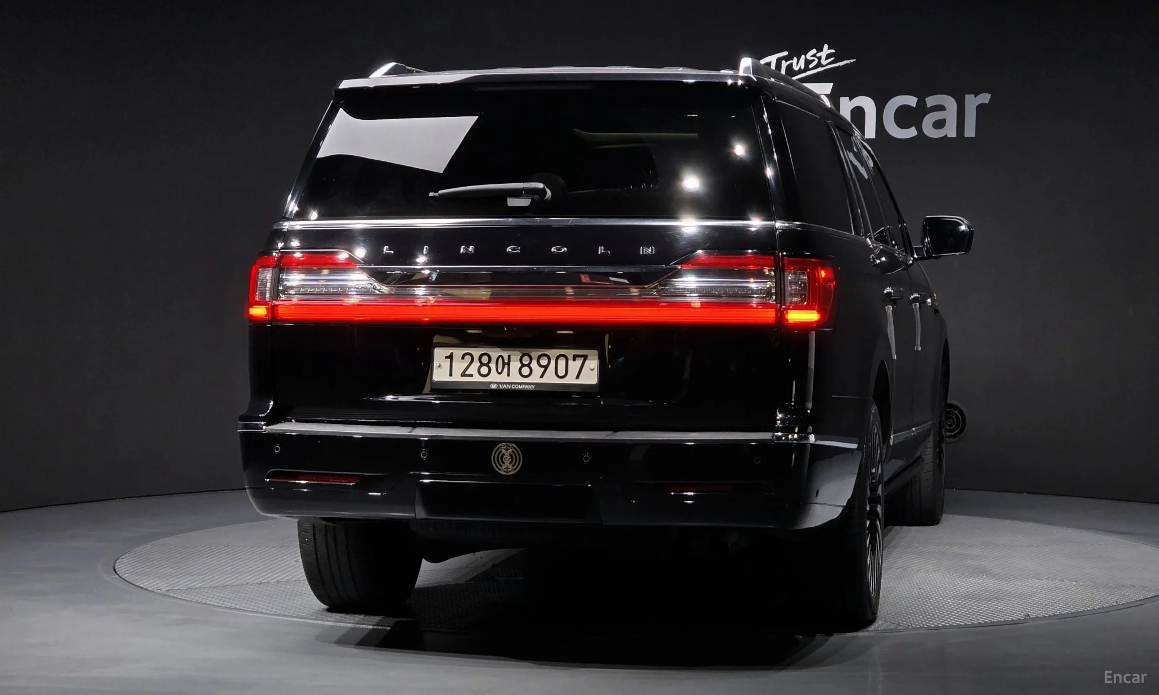 Lincoln Navigator 4th generation превью 4