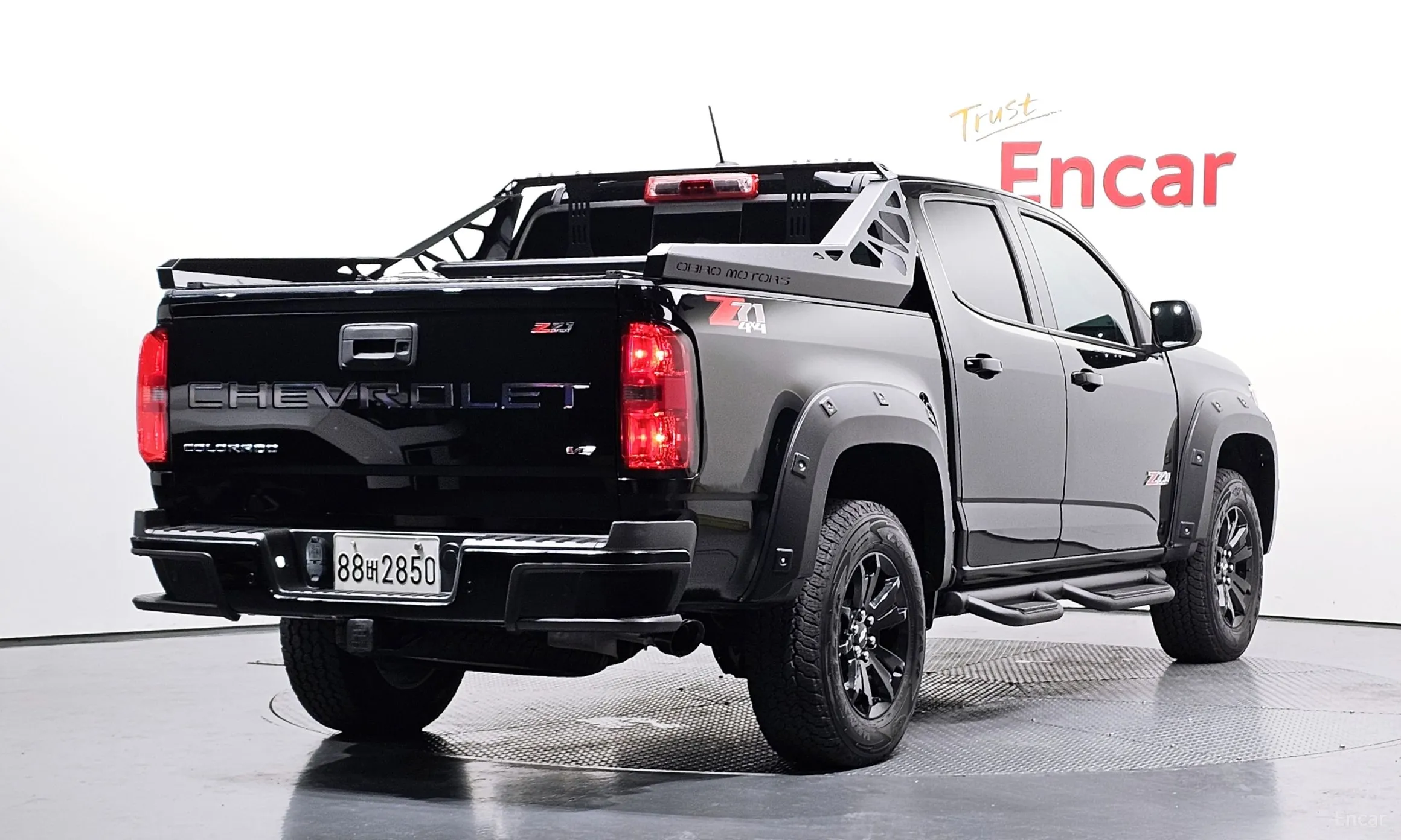 Chevrolet (GM Daewoo) Real New Colorado