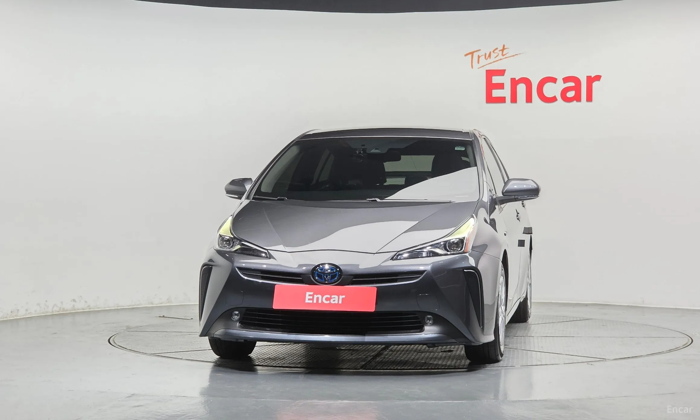 Toyota Prius 4th Generation превью 3