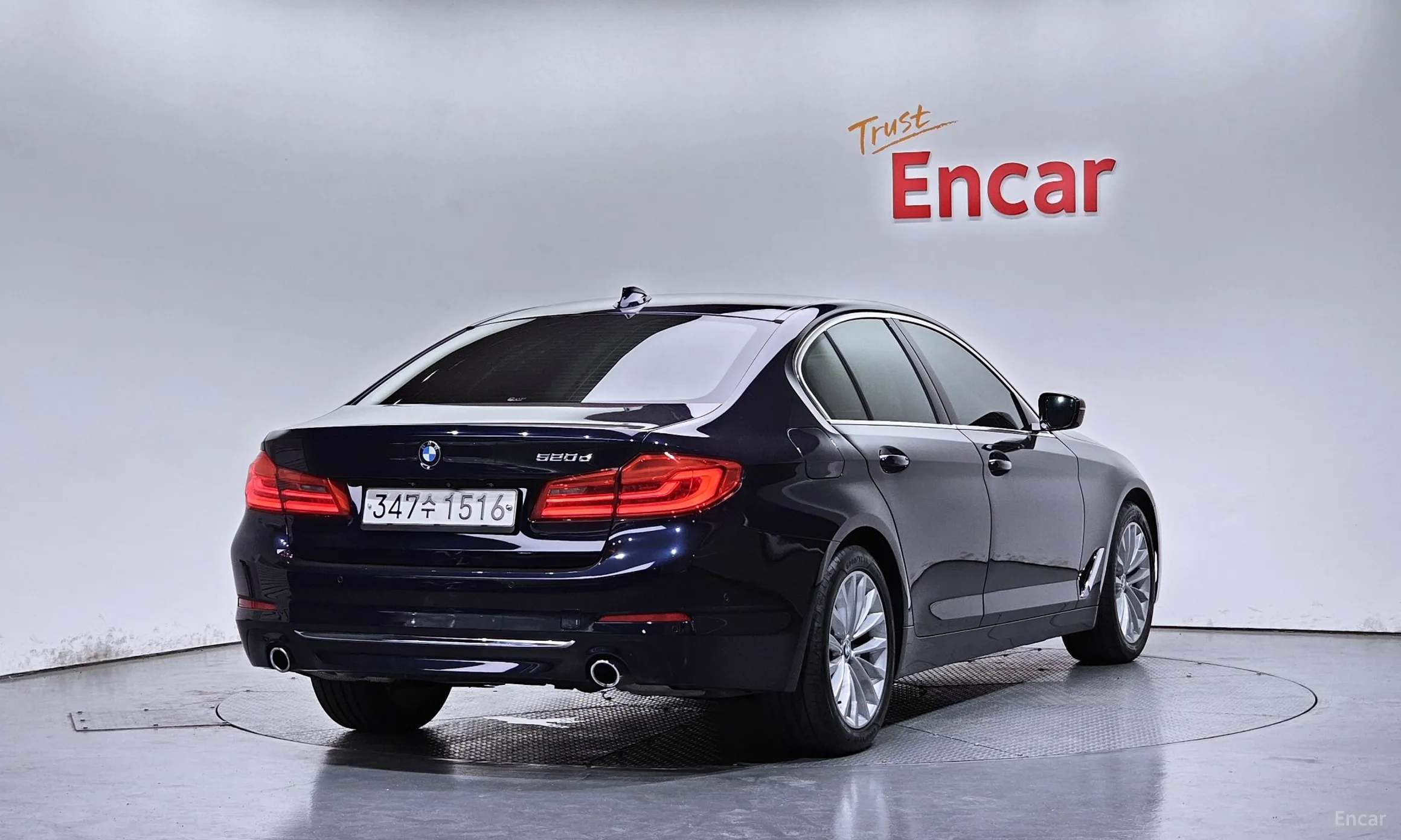 BMW 5 Series (G30)