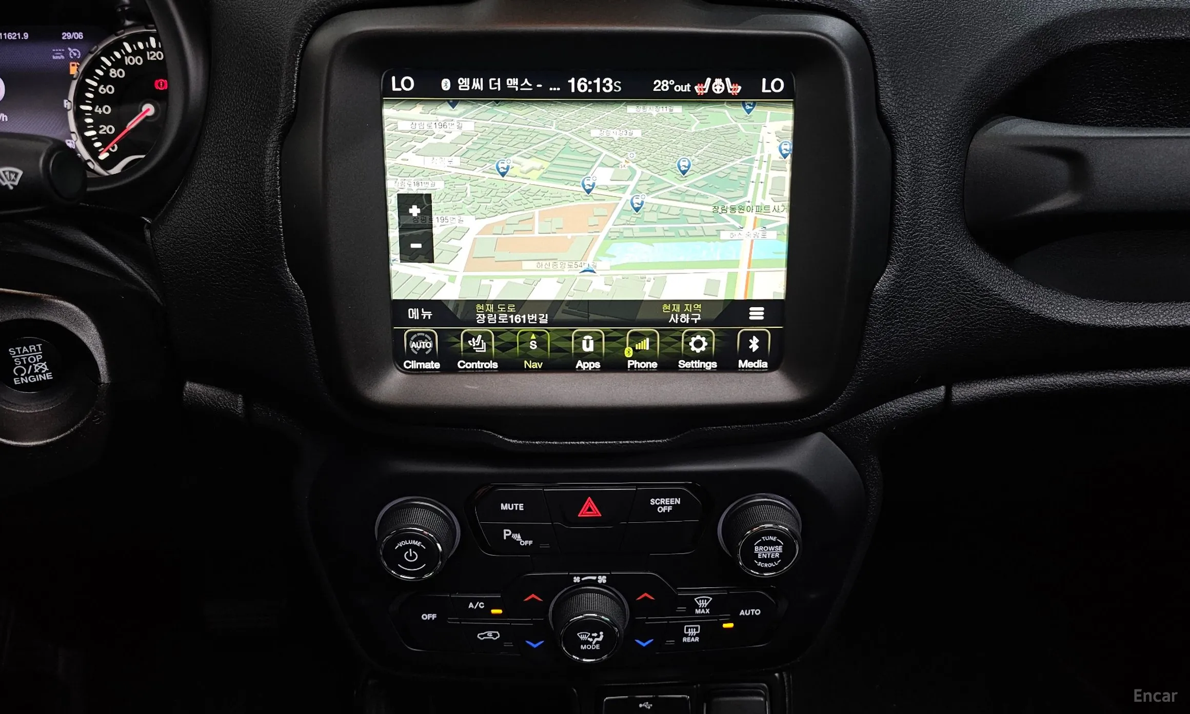 Jeep Renegade превью 14