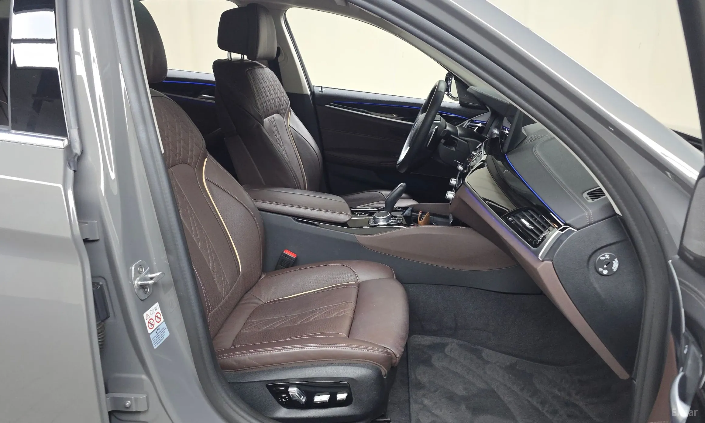 BMW 5 Series (G30) превью 11