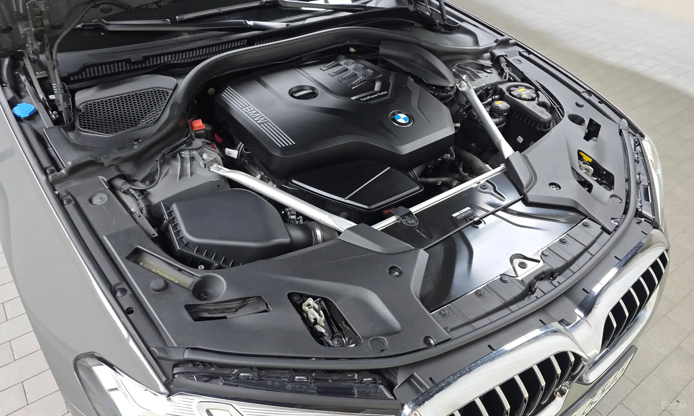 BMW 5 Series (G30) превью 6