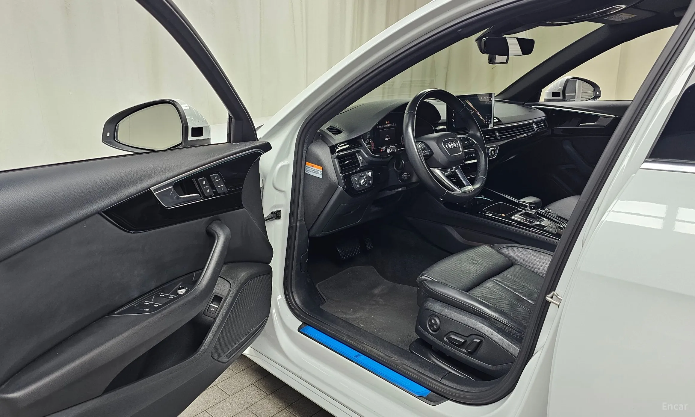 Audi A4 (B9) превью 10