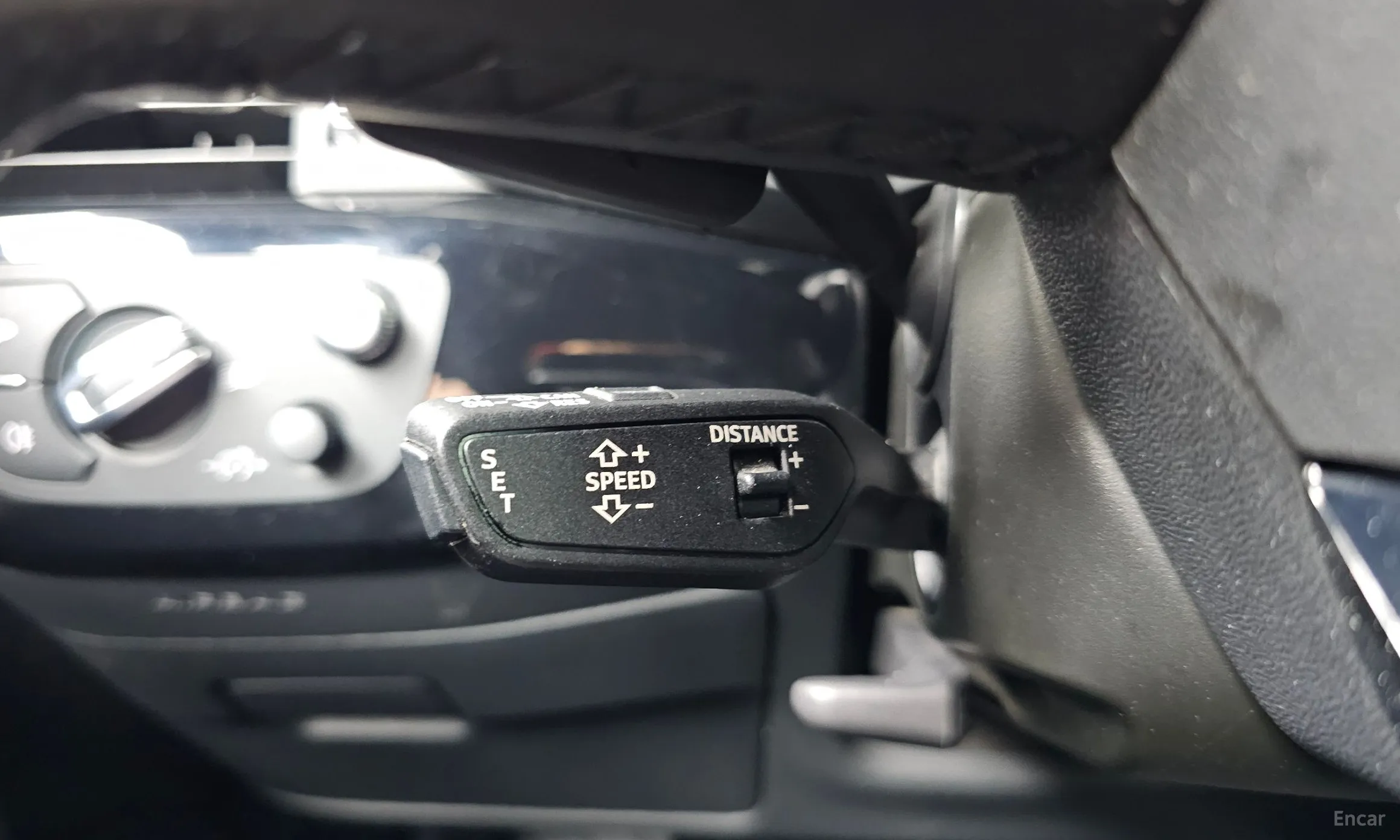 Audi A4 (B9) превью 12