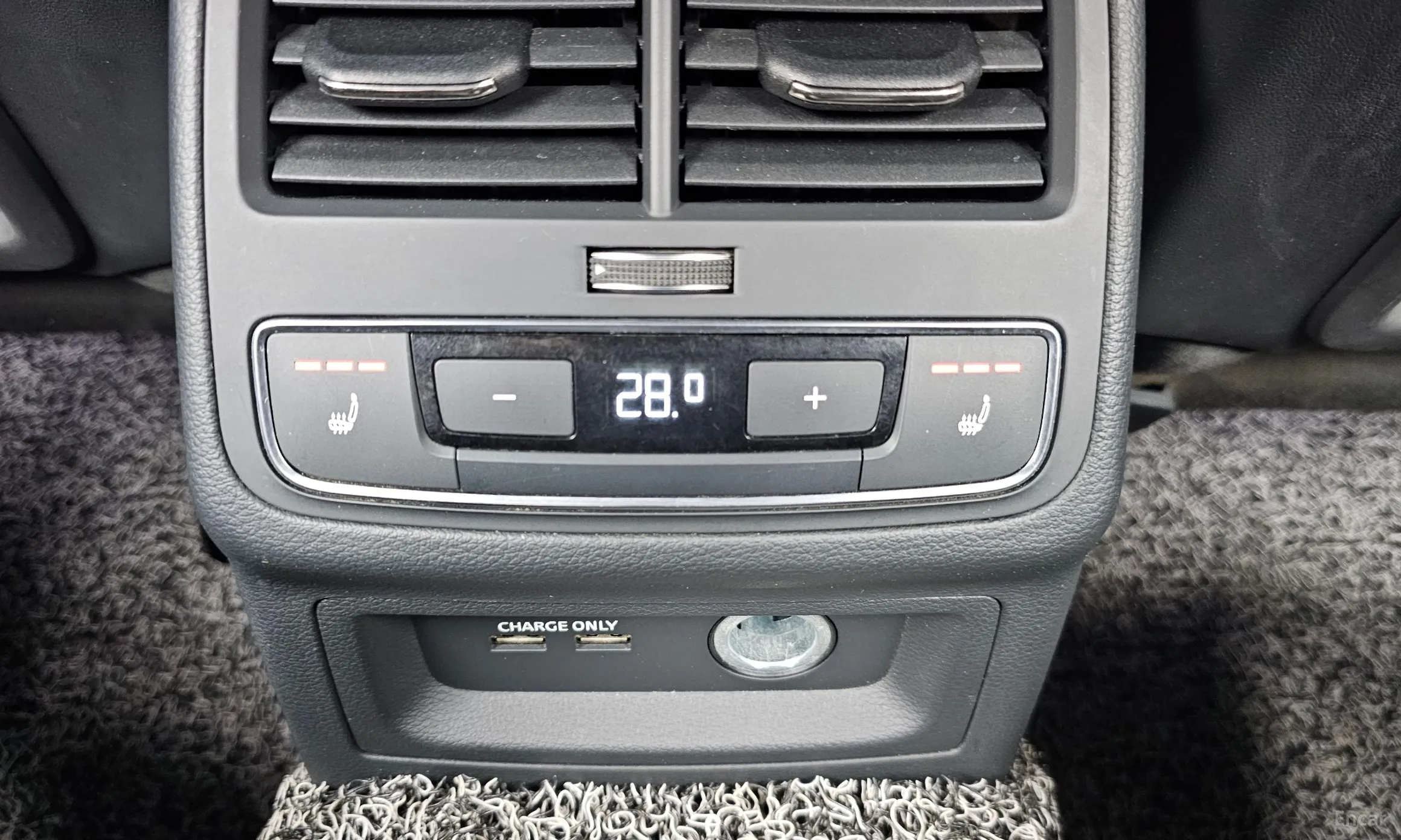 Audi A4 (B9) превью 19
