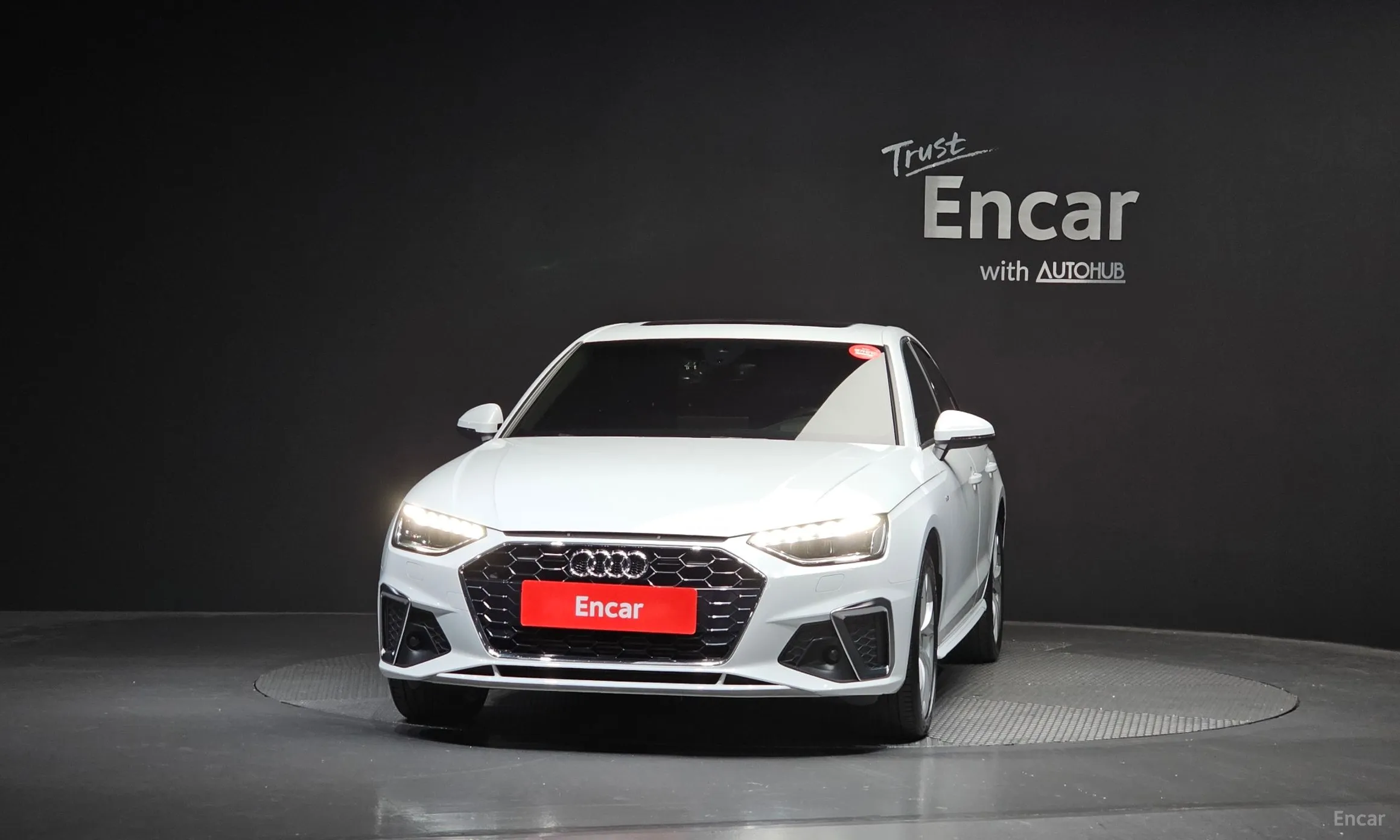 Audi A4 (B9) превью 3
