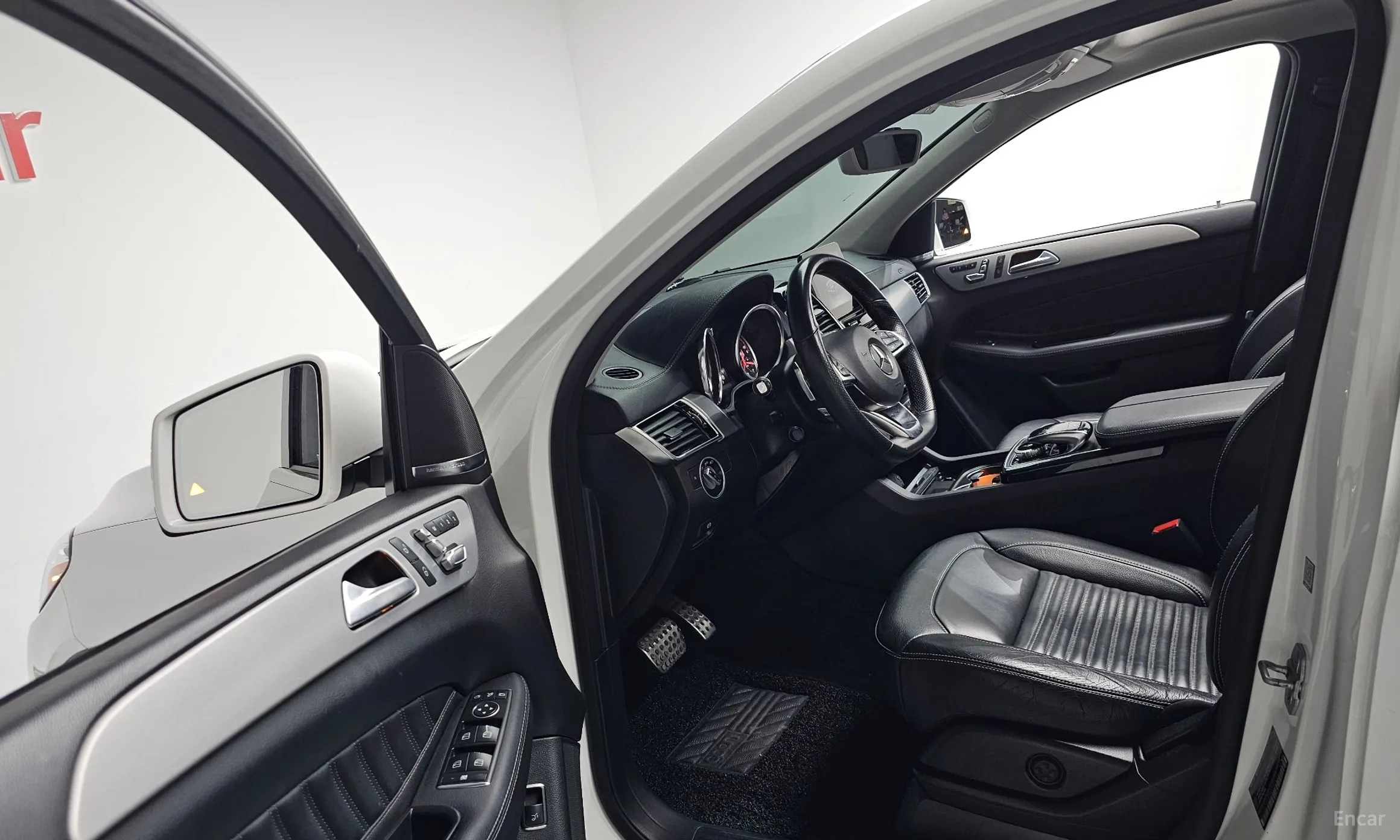 Mercedes Benz GLE-Class W166 превью 10
