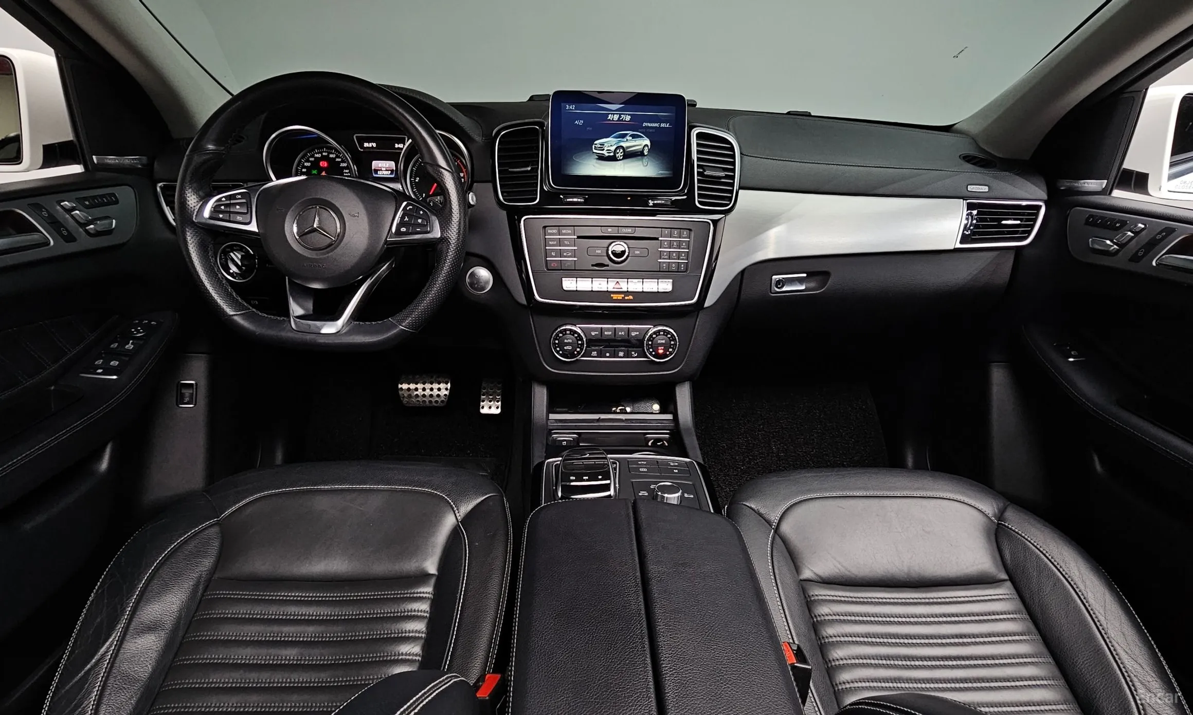 Mercedes Benz GLE-Class W166 превью 7