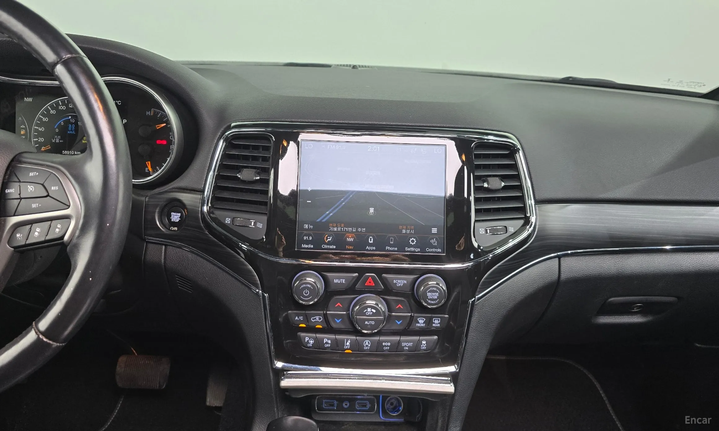 Jeep Grand Cherokee превью 14