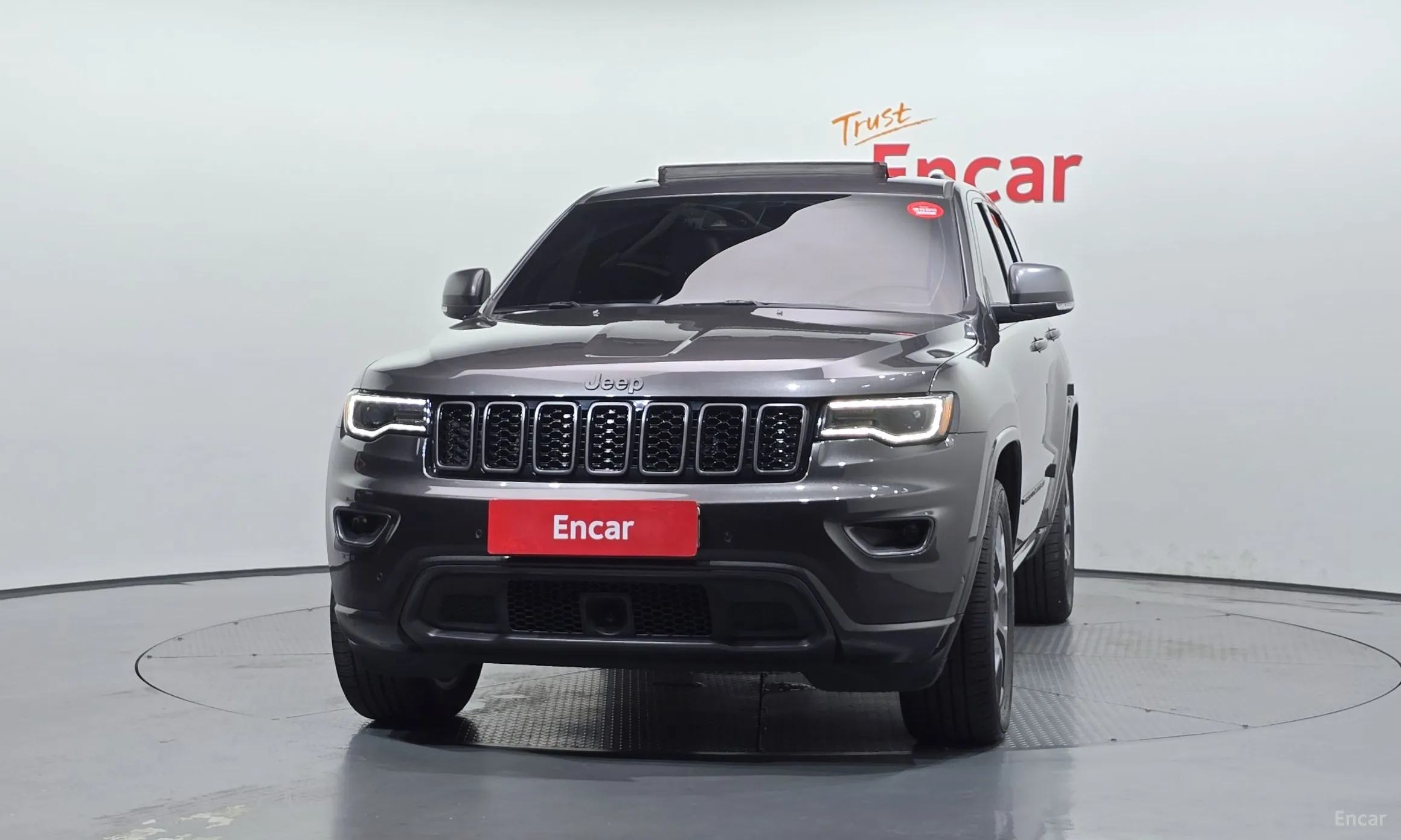 Jeep Grand Cherokee превью 3