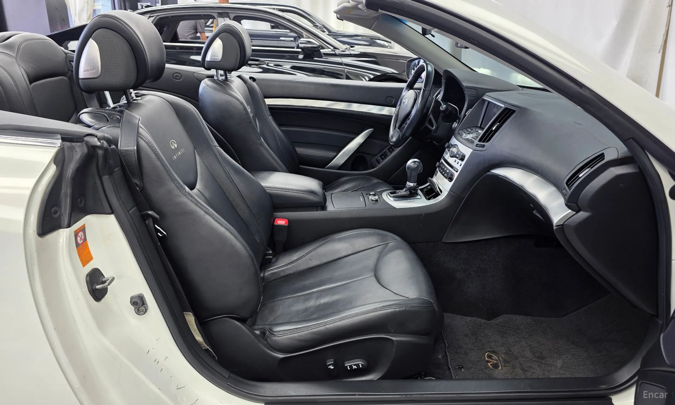 Infiniti G37 превью 11