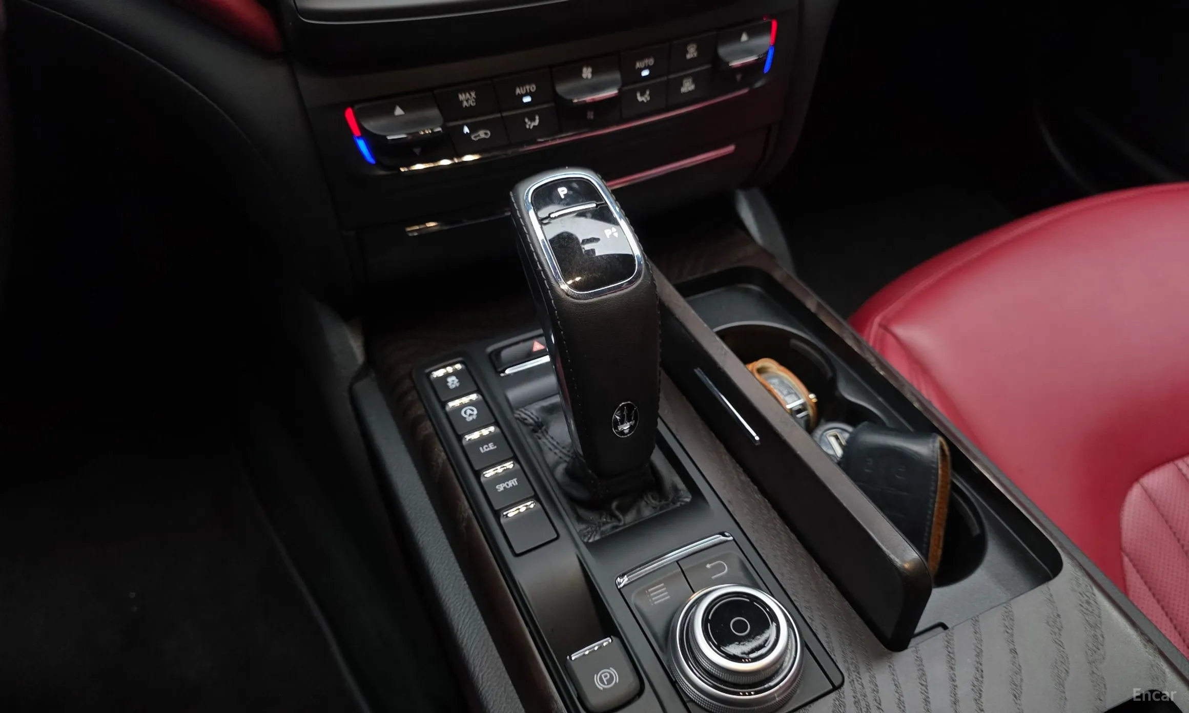 Maserati Ghibli превью 9