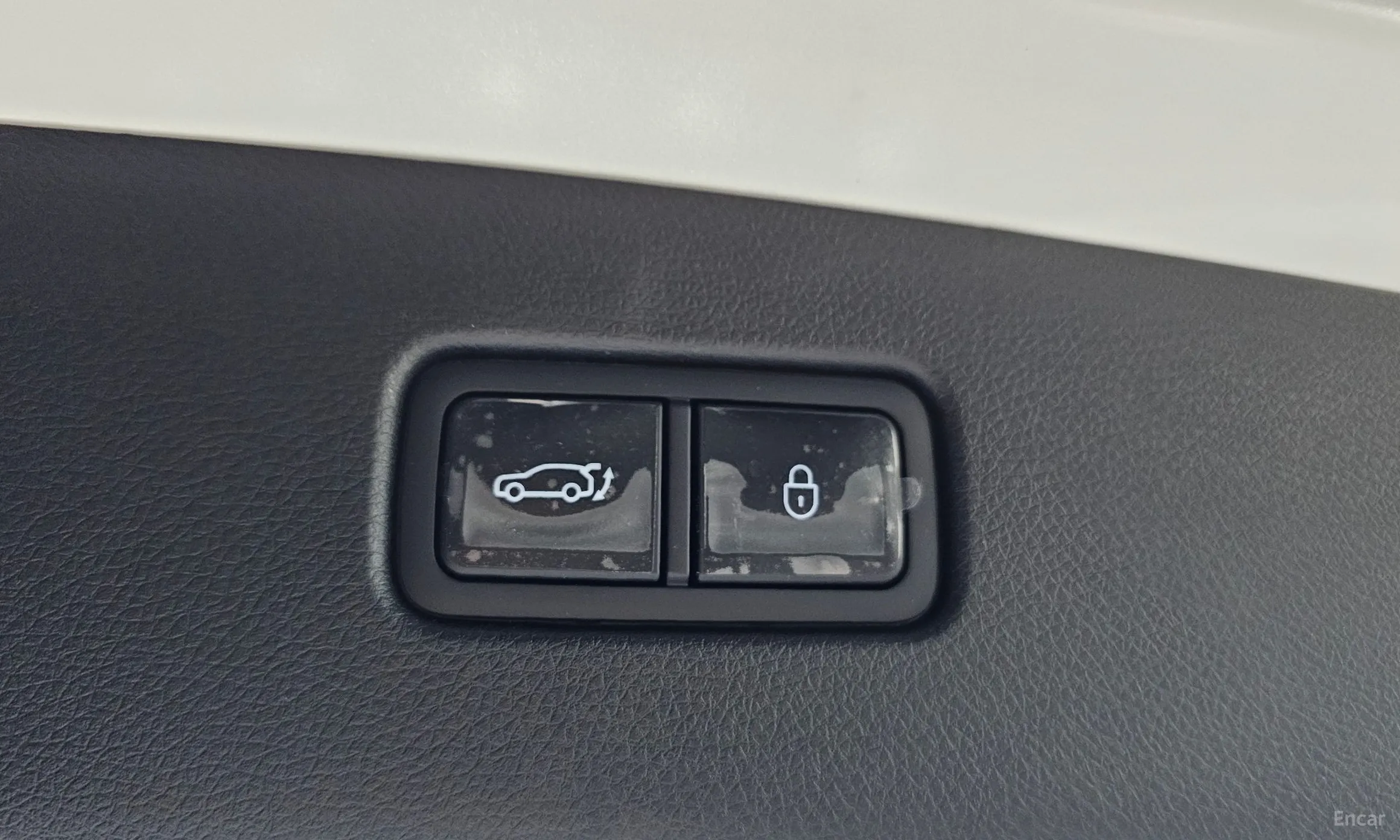 Genesis GV70 превью 17