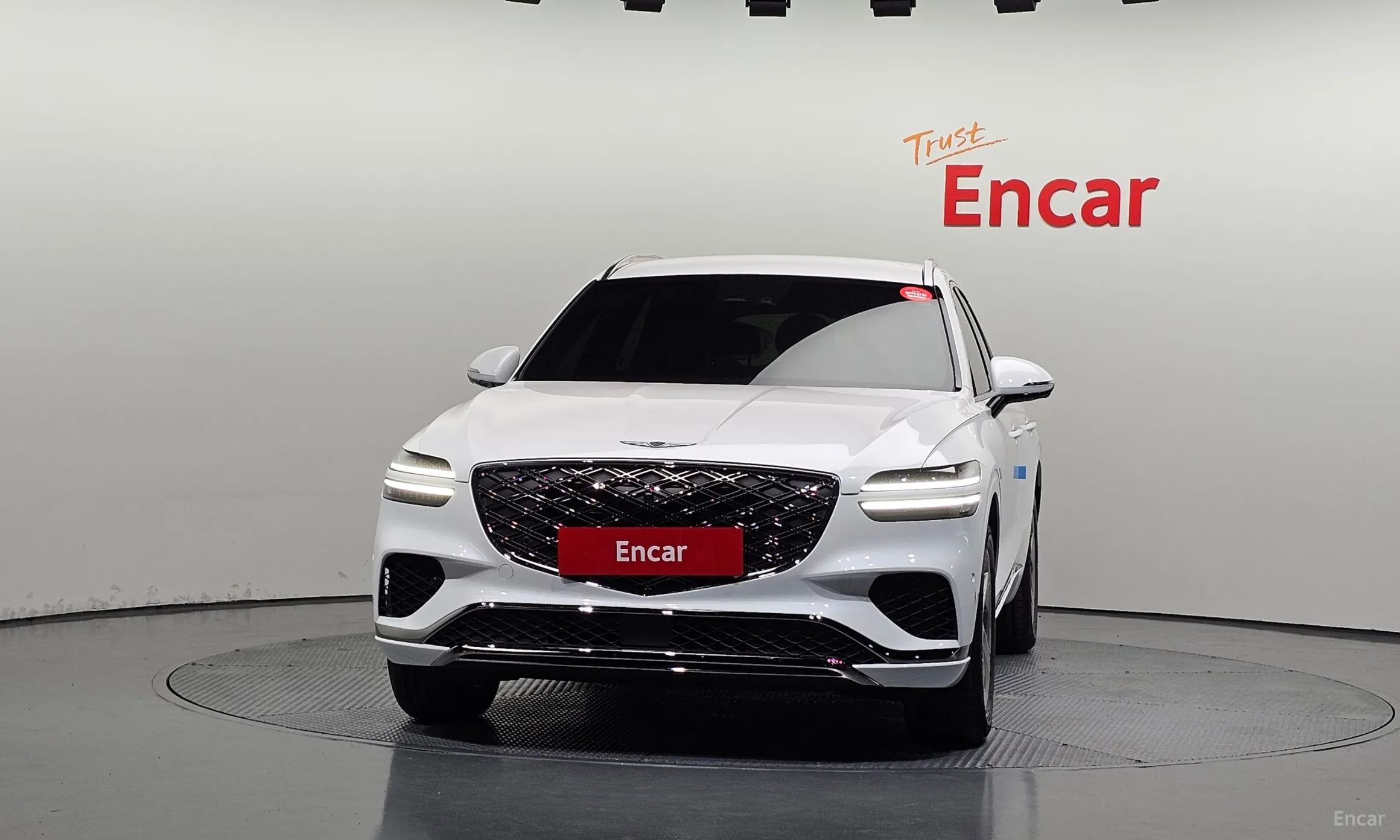 Genesis GV70 превью 3