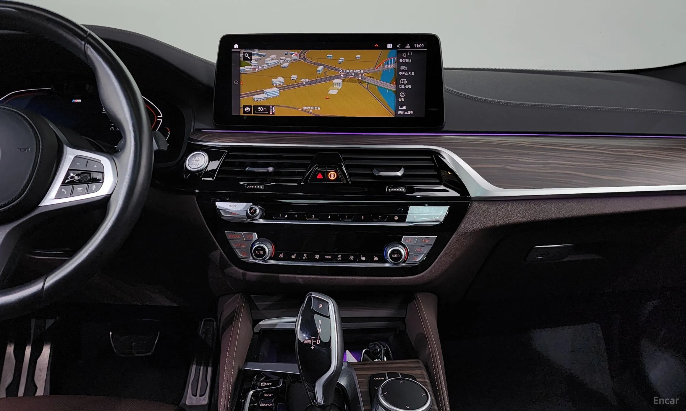 BMW 5 Series (G30) превью 14