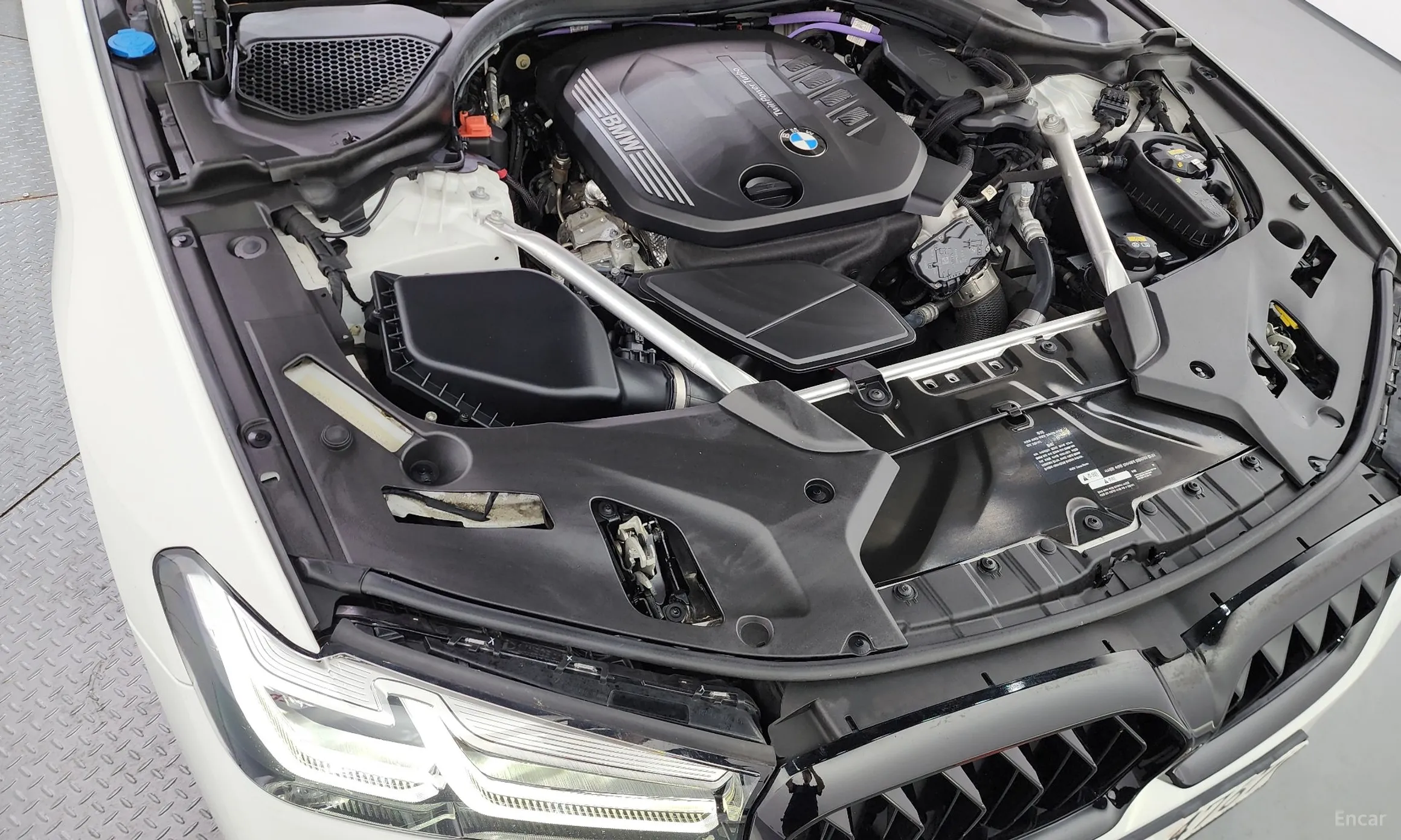 BMW 5 Series (G30) превью 6