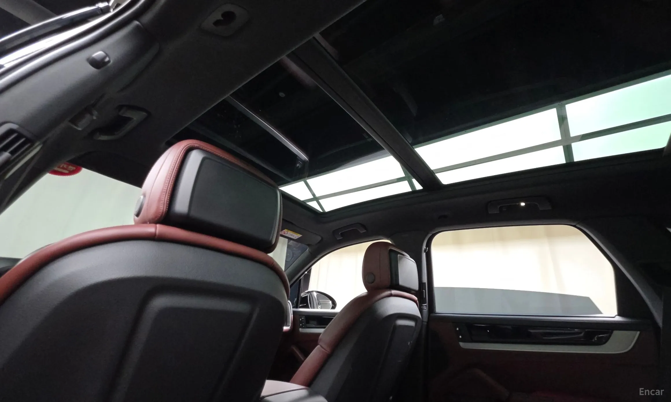 Porsche Cayenne (PO536) превью 18