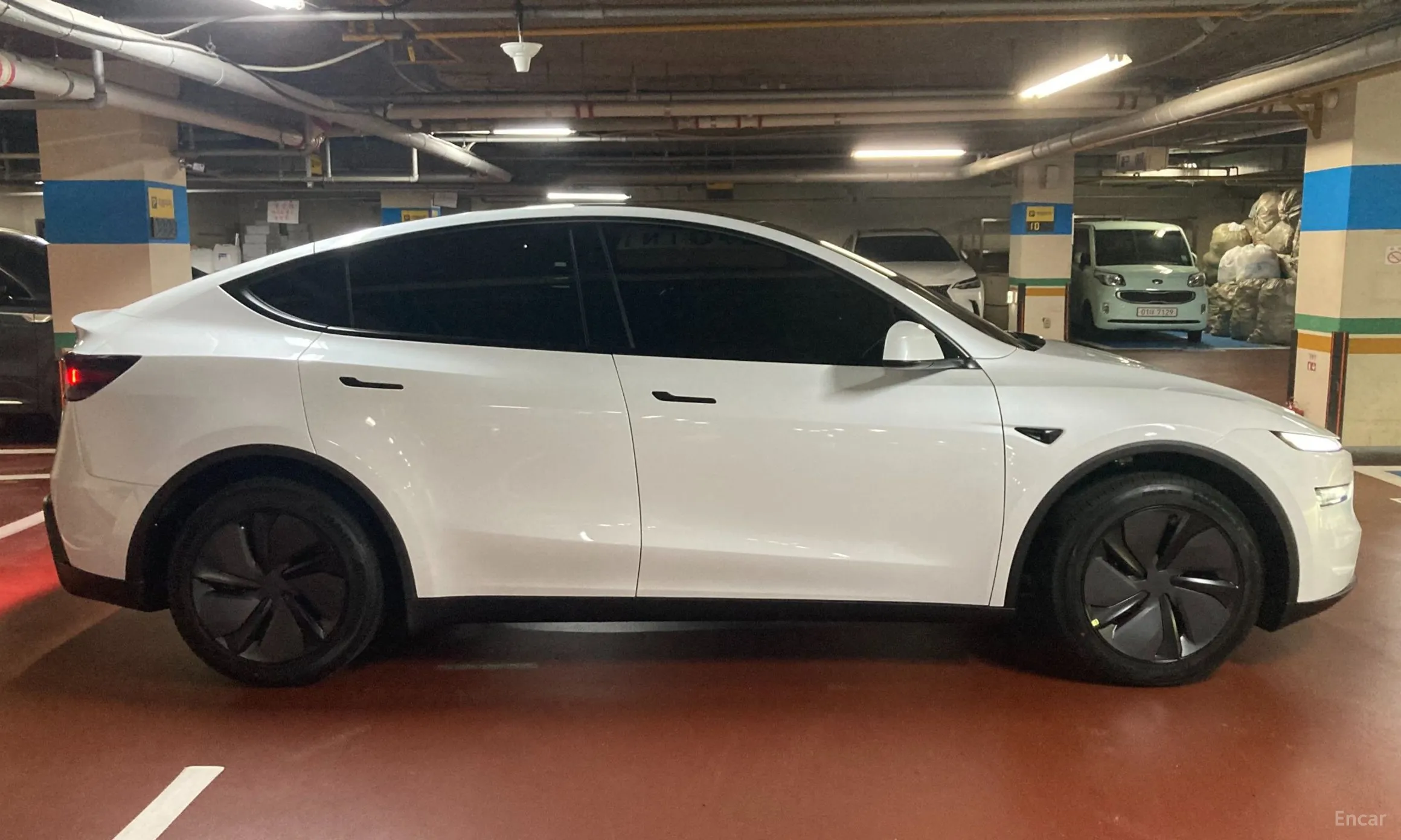 Tesla Model Y превью 3