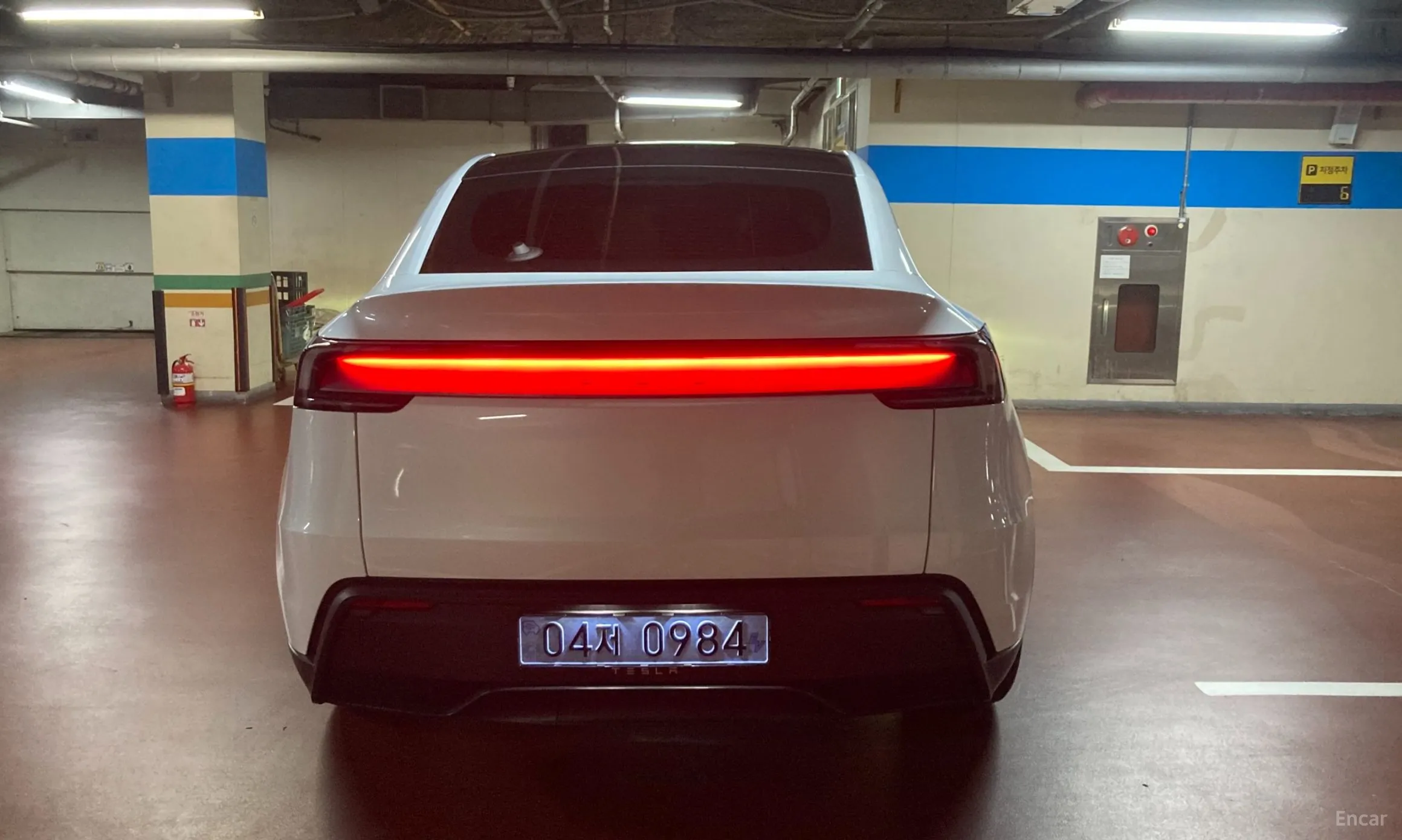 Tesla Model Y превью 5