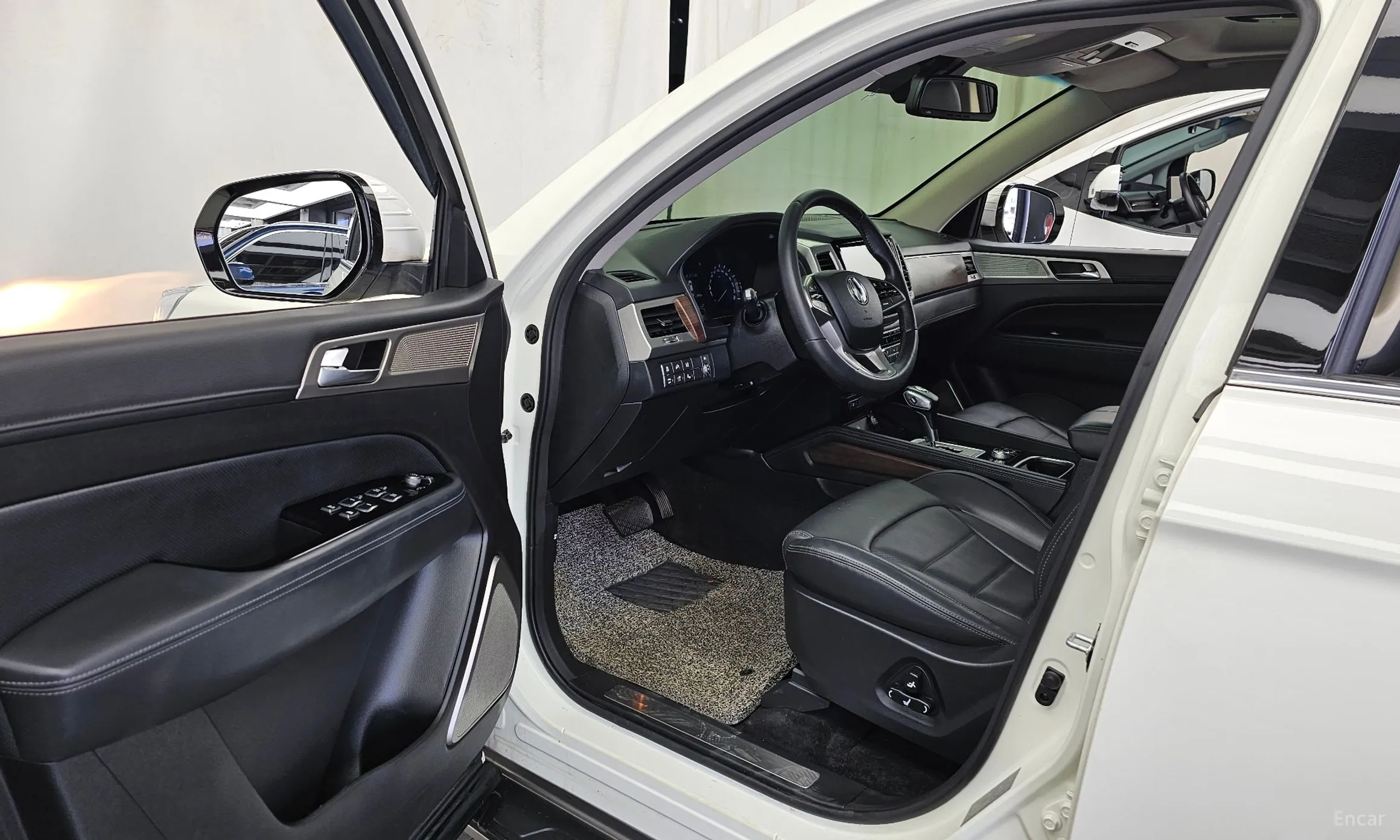 KG Mobility (SsangYong) G4 Rexton превью 10