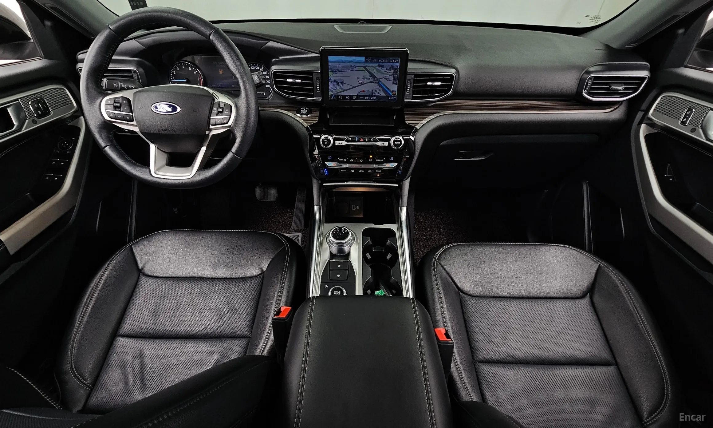 Ford Explorer 6th Generation превью 7