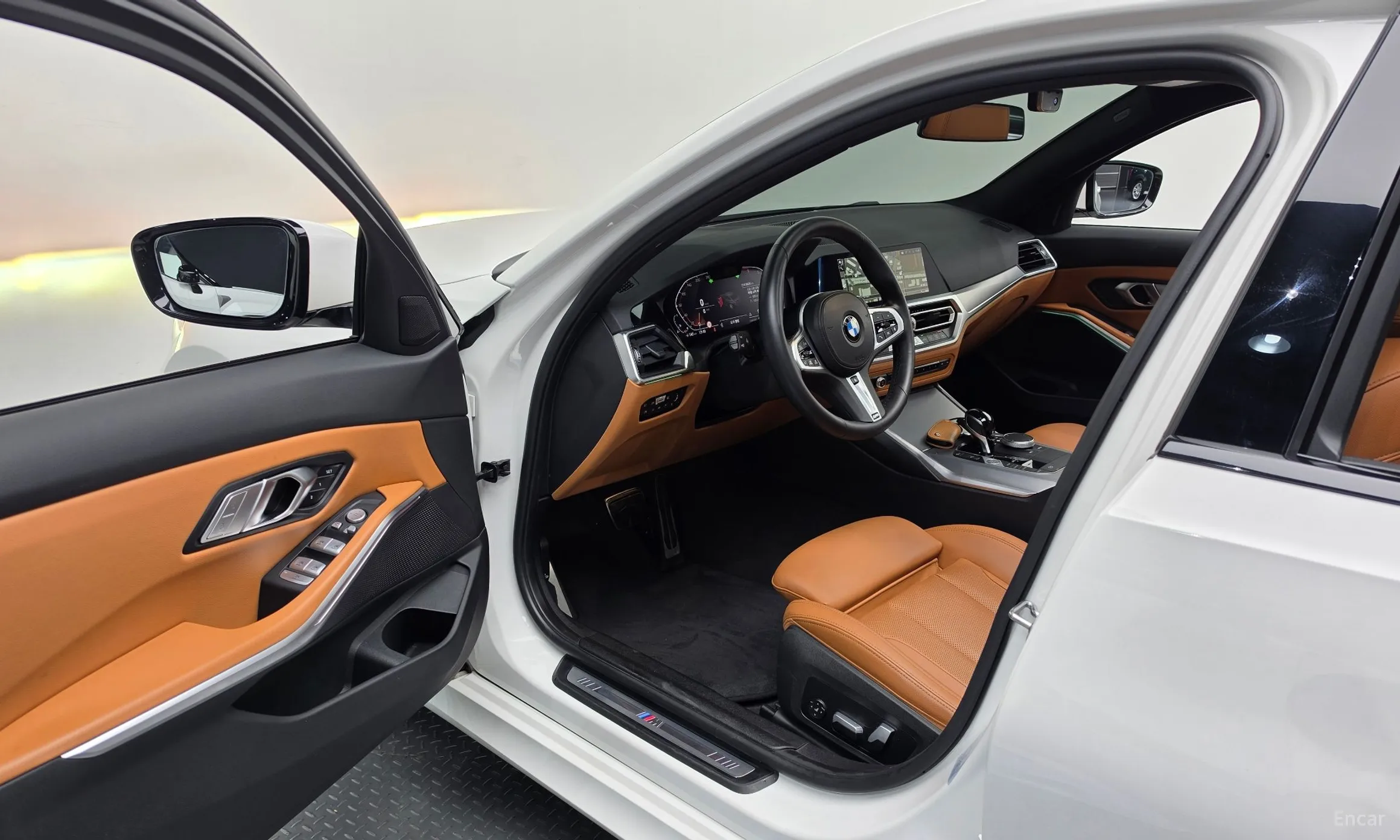 BMW 3 Series (G20) превью 10