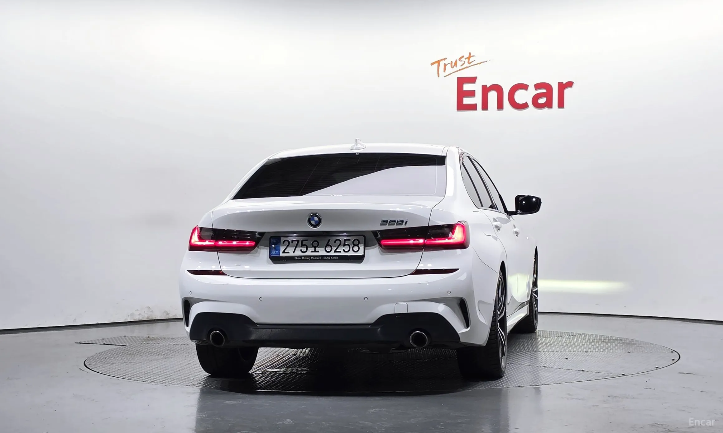 BMW 3 Series (G20) превью 4