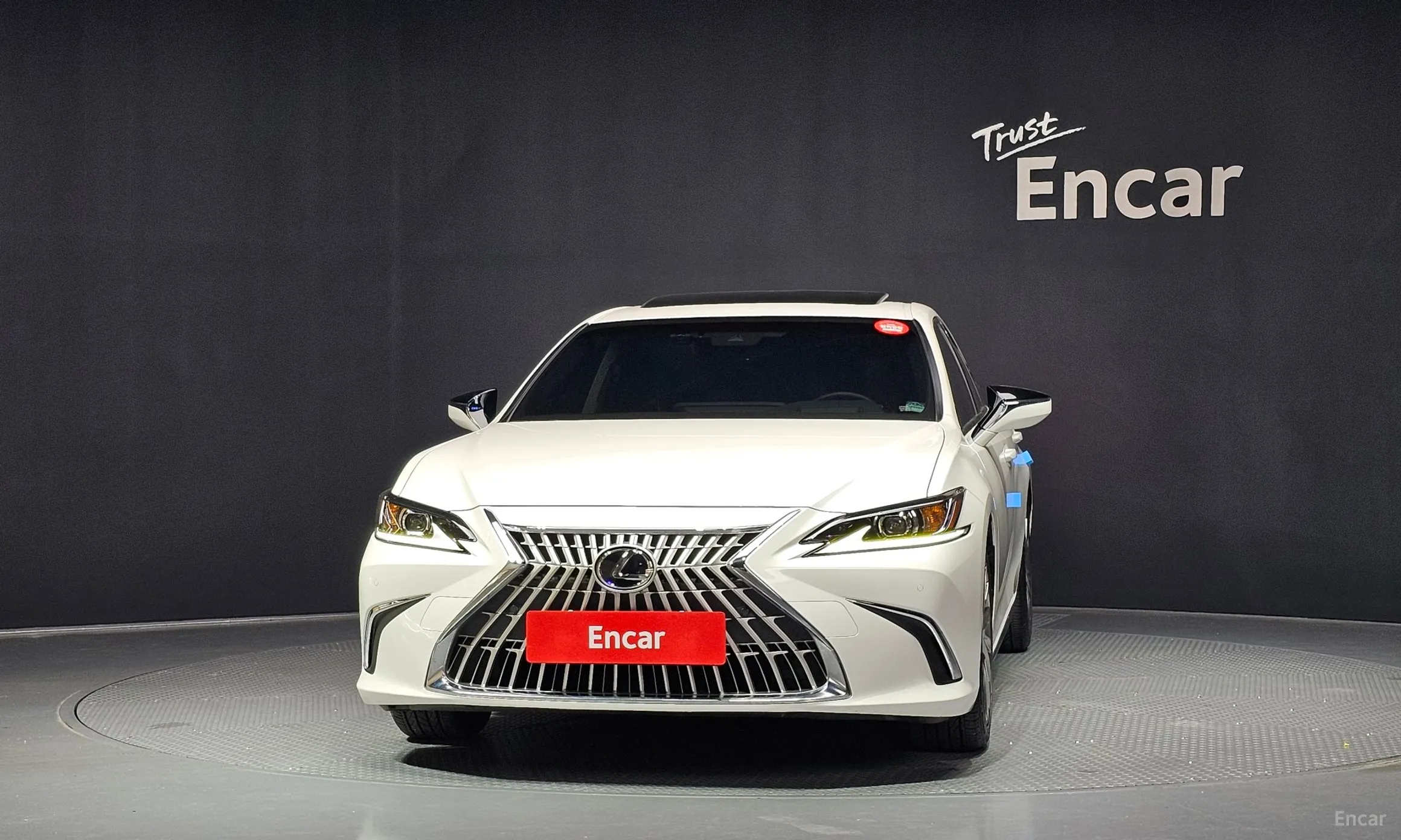 Lexus ES300h 7th Generation превью 3