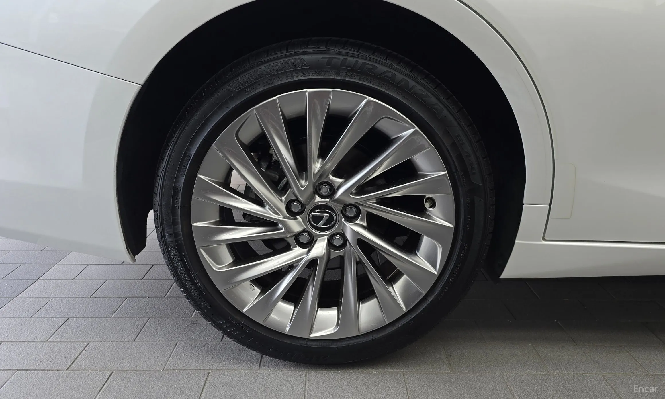 Lexus ES300h 7th Generation превью 5
