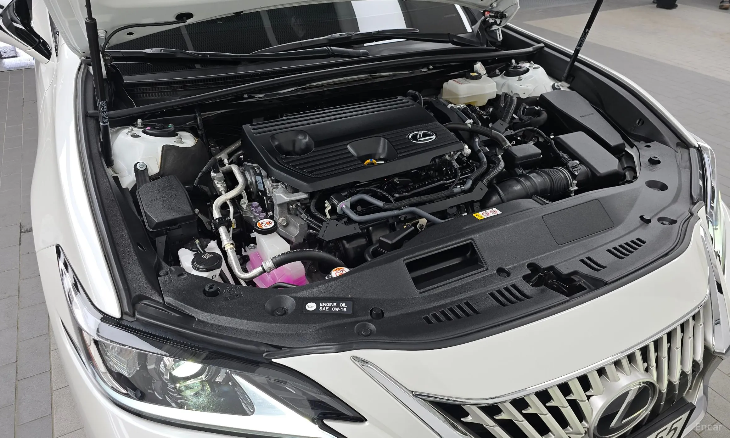Lexus ES300h 7th Generation превью 6
