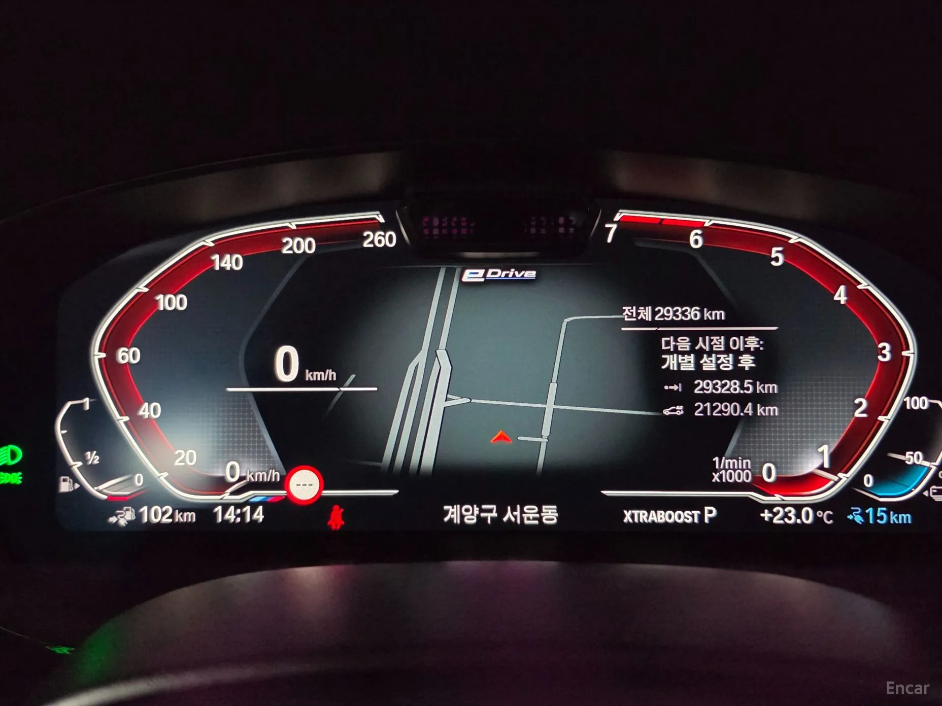 BMW 5 Series (G30) превью 8