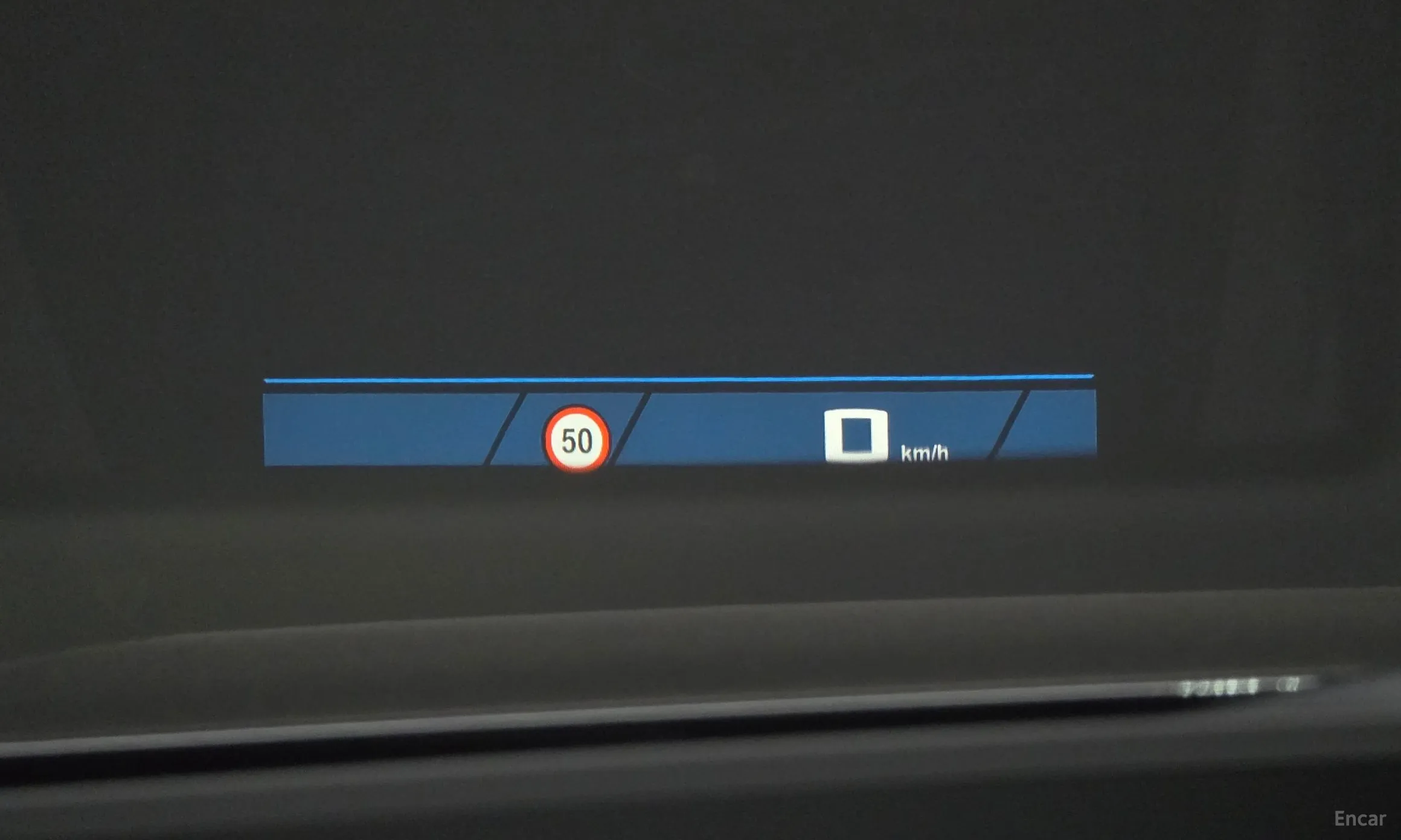 BMW M5 (G90) превью 13