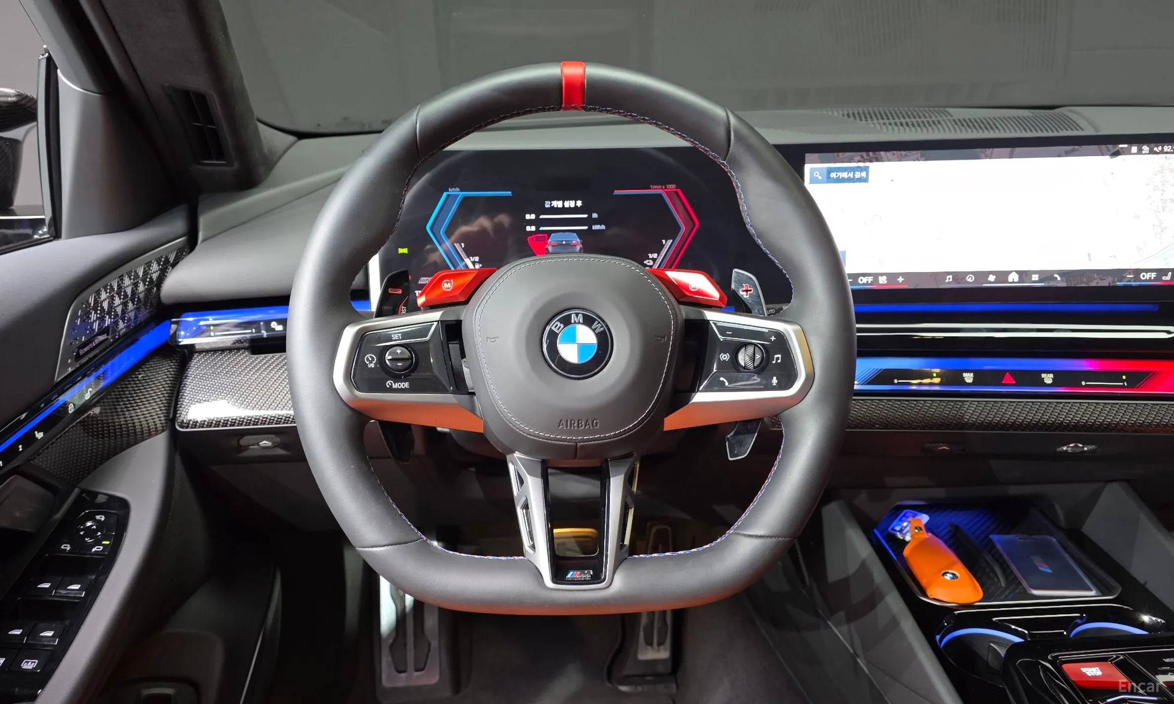 BMW M5 (G90) превью 15