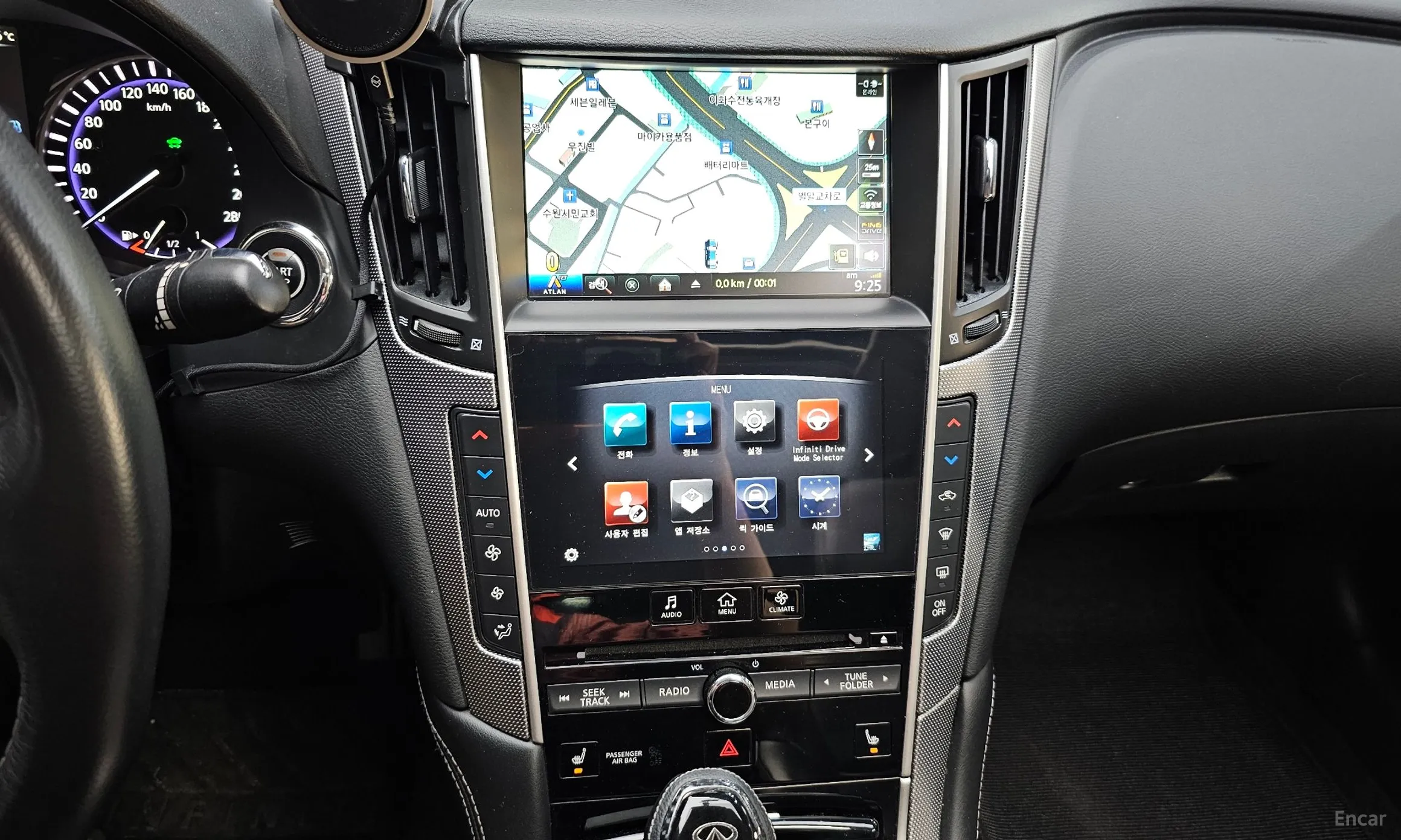 Infiniti Q50 превью 13