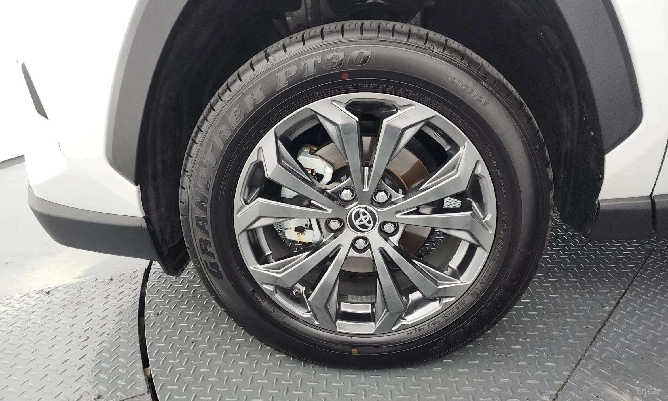 Toyota RAV4 5th Generation превью 5