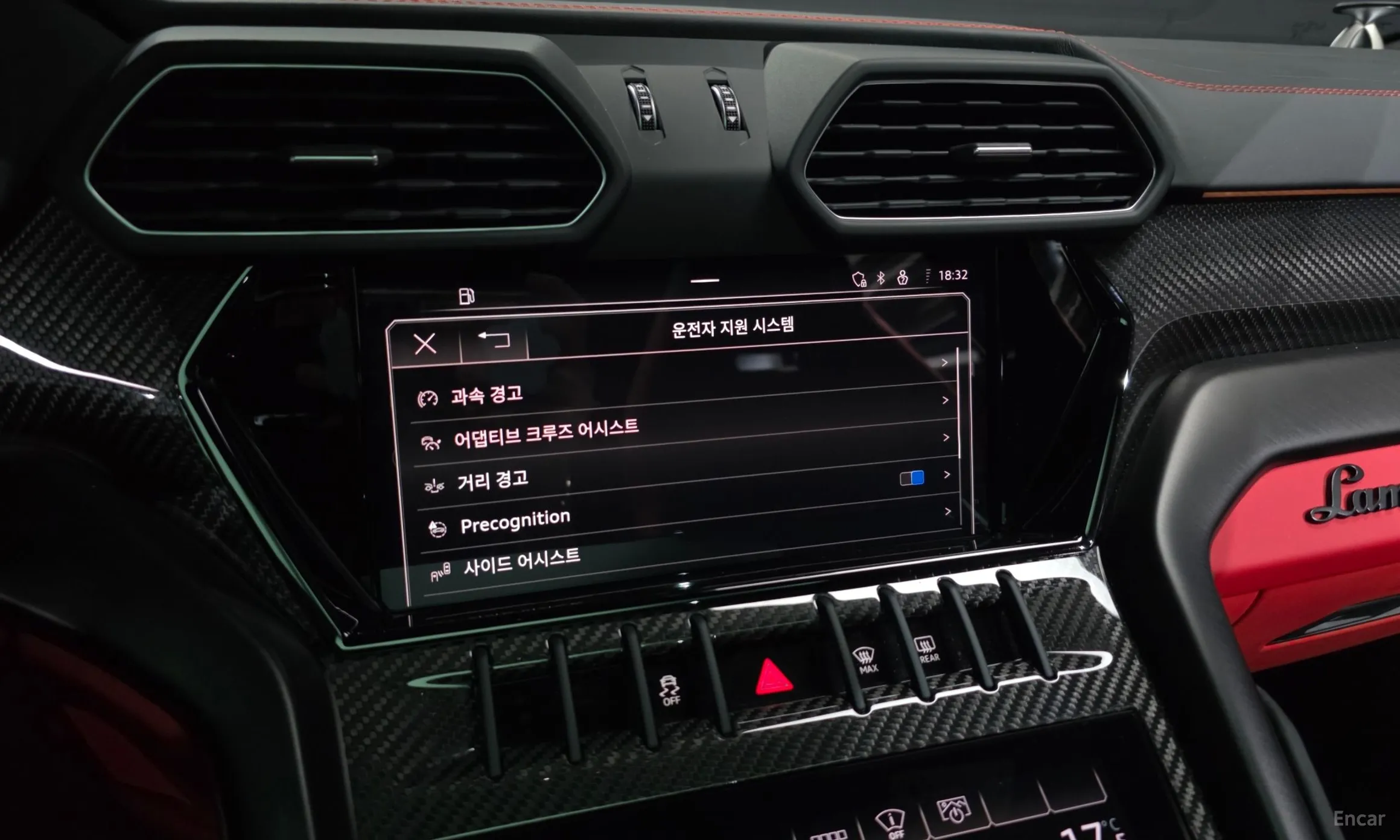 Lamborghini Urus превью 16