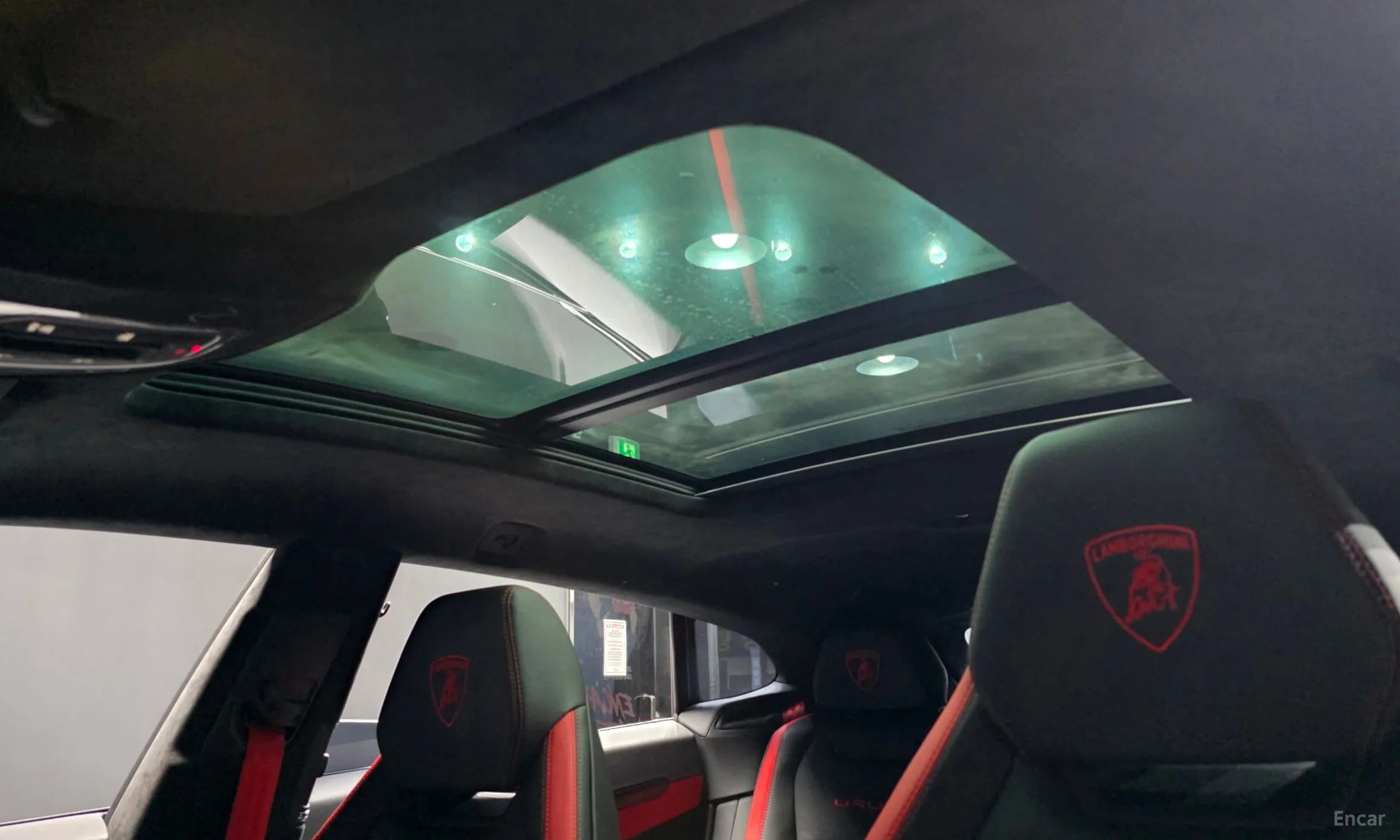 Lamborghini Urus превью 18