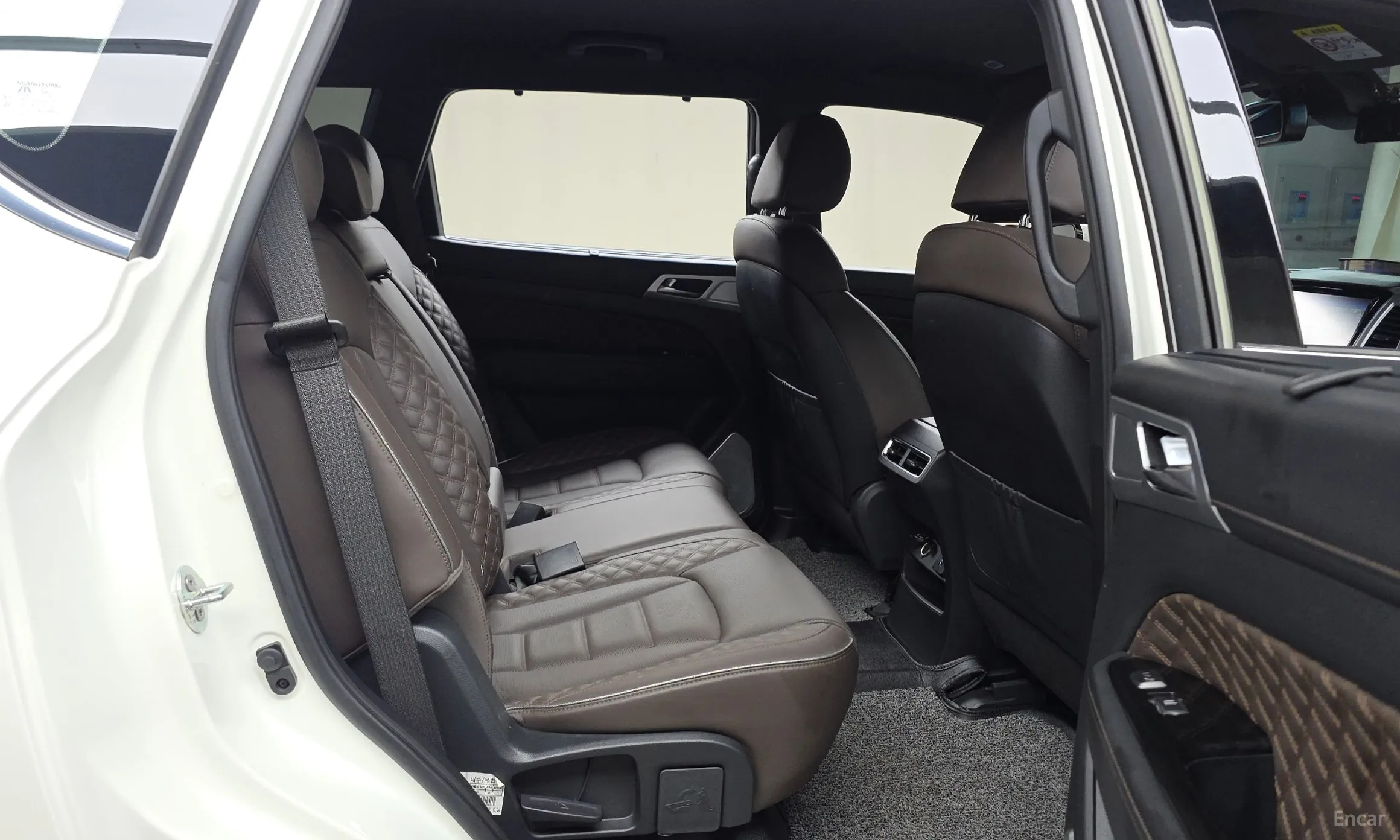 KG Mobility (SsangYong) Rexton превью 12