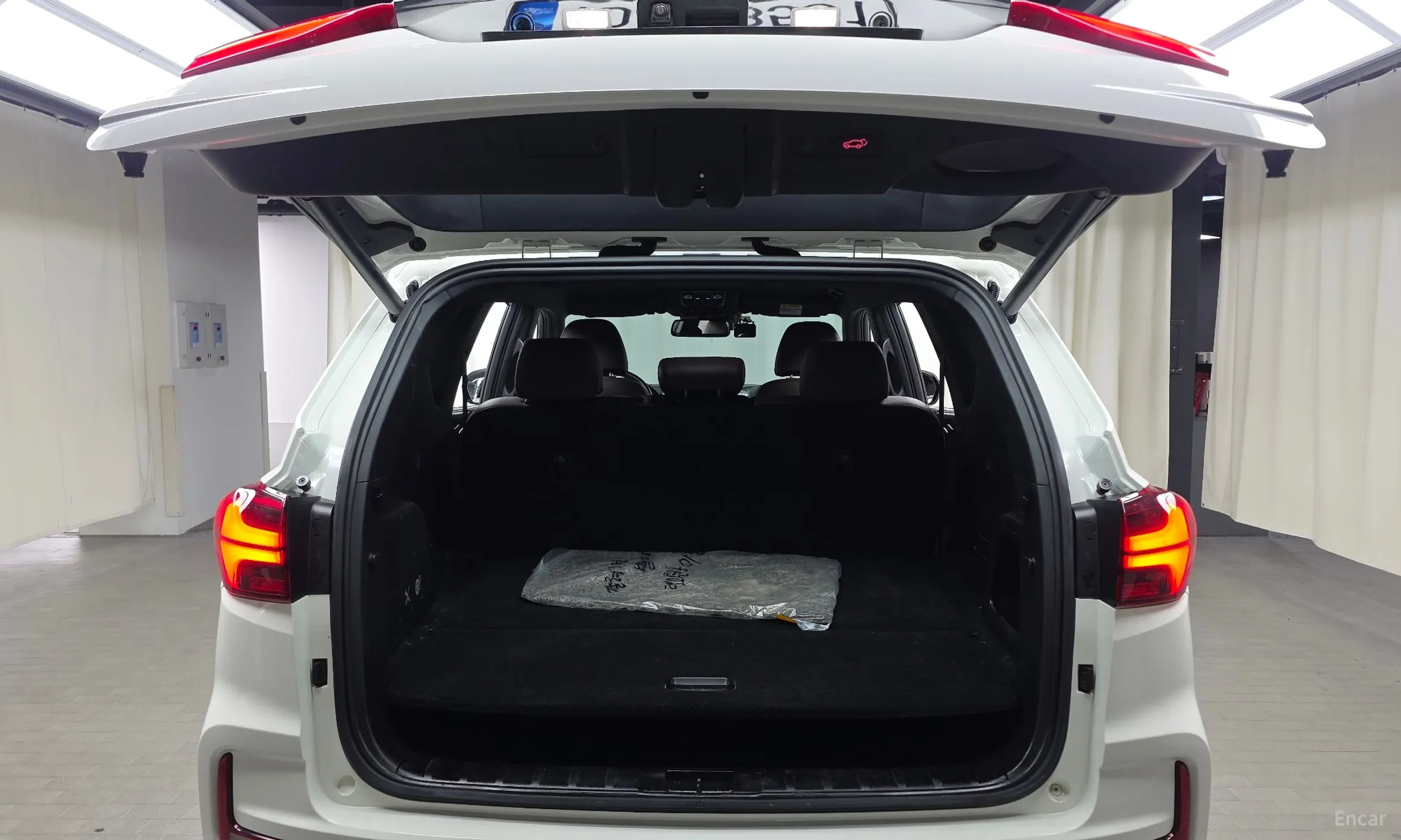 KG Mobility (SsangYong) Rexton превью 20
